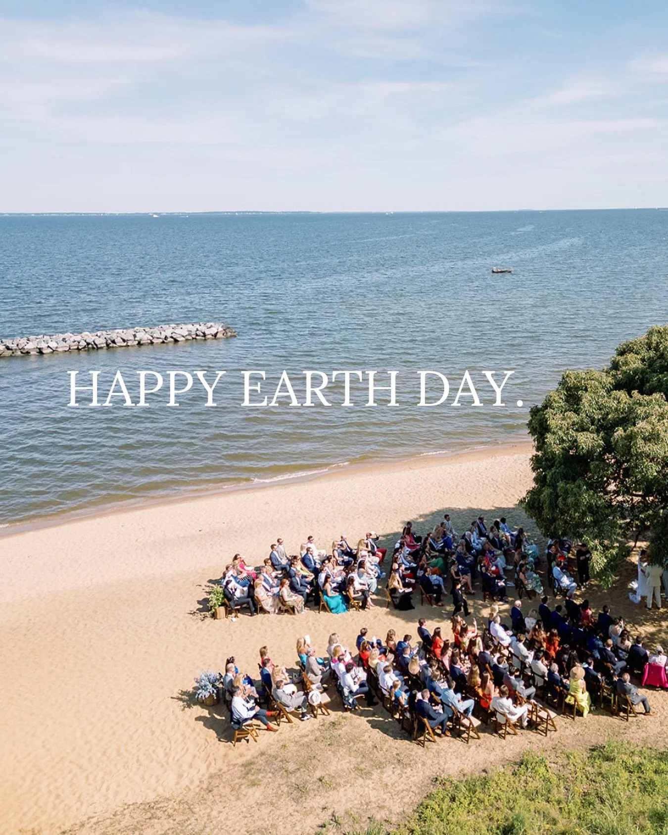 Happy 🌎 Day! 
⠀⠀⠀⠀⠀⠀⠀⠀⠀
Today, we want to say thank you to our past and present couples who made the intentional decision to have their wedding with us, a venue backed by @chesapeakebayfoundation, where we Save the Bay through restoration, advocacy,