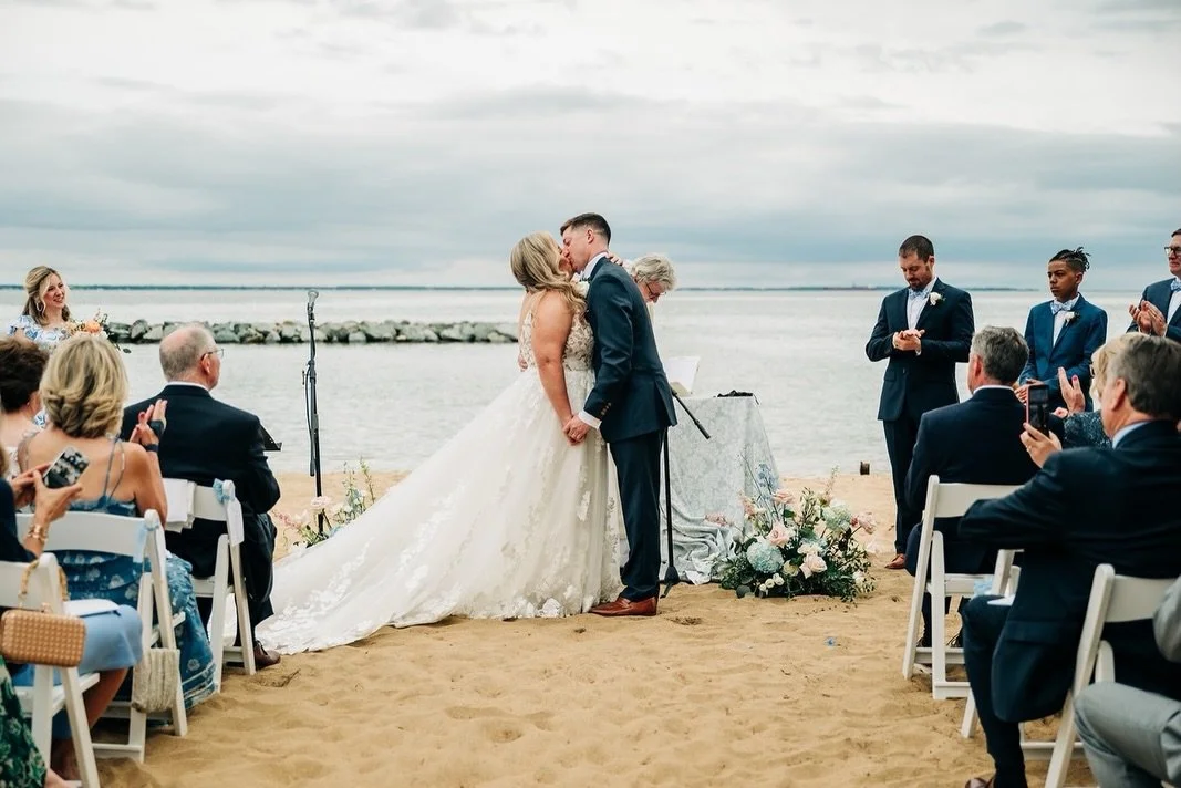 A toes in the sand ceremony without having to go across the bay bridge, right here in Annapolis 💙
⠀⠀⠀⠀⠀⠀⠀⠀⠀
CBF Events offers a private beach for your ceremony and photos. The perfect way to take in the Chesapeake Bay views. Visit our website at ven