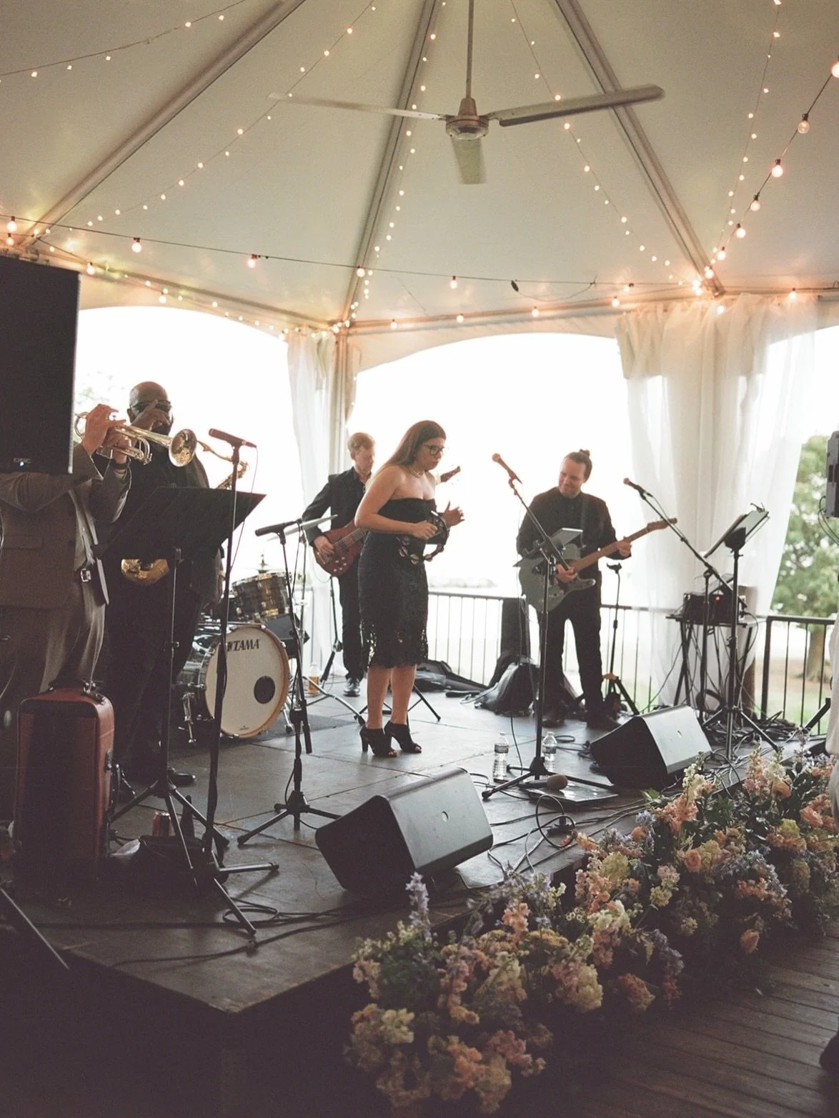 CBF Events reception... On film 📸
⠀⠀⠀⠀⠀⠀⠀⠀⠀
Our reception space is designed for you to take in the bay views...All while you have the best time of your life 💃
⠀⠀⠀⠀⠀⠀⠀⠀⠀
Let&rsquo;s start planning your perfect day together. Visit venue.cbf.org to le