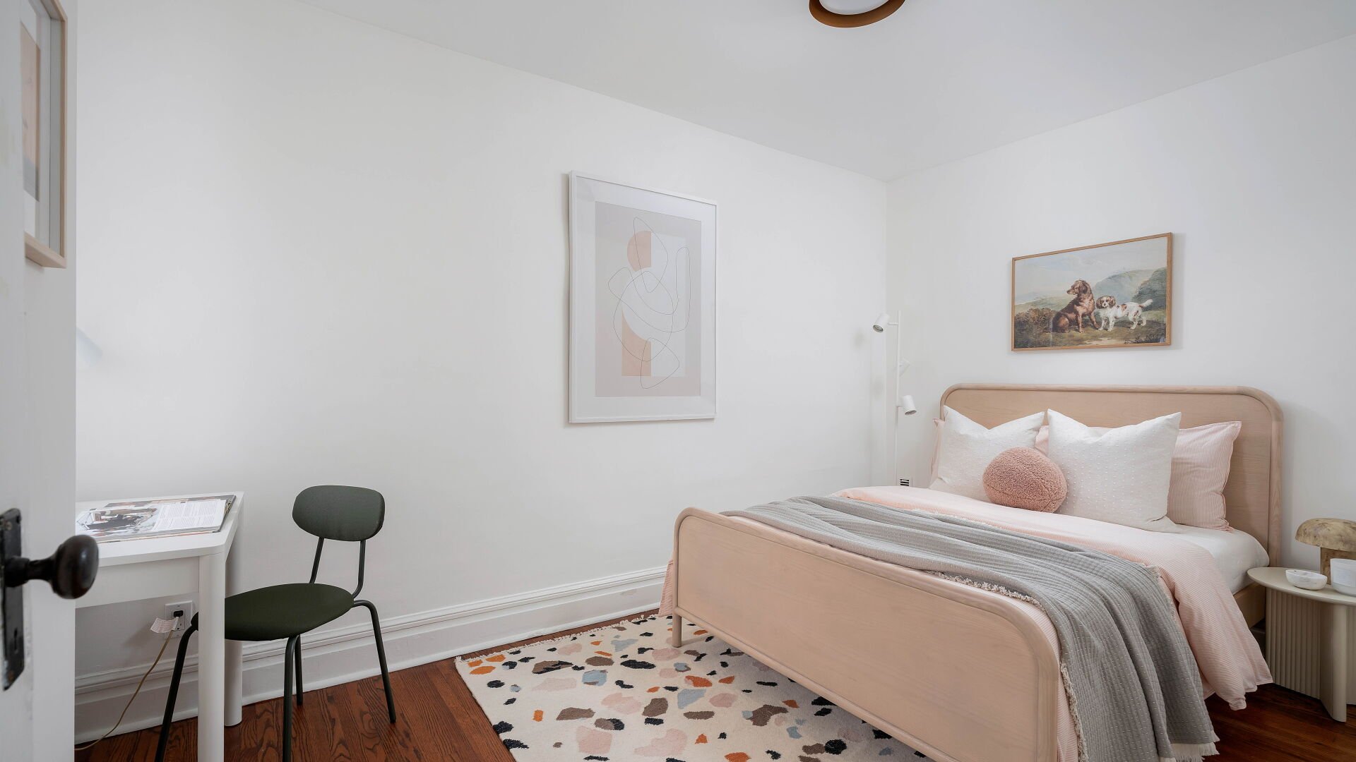 20 Condor Bedroom 2.jpg