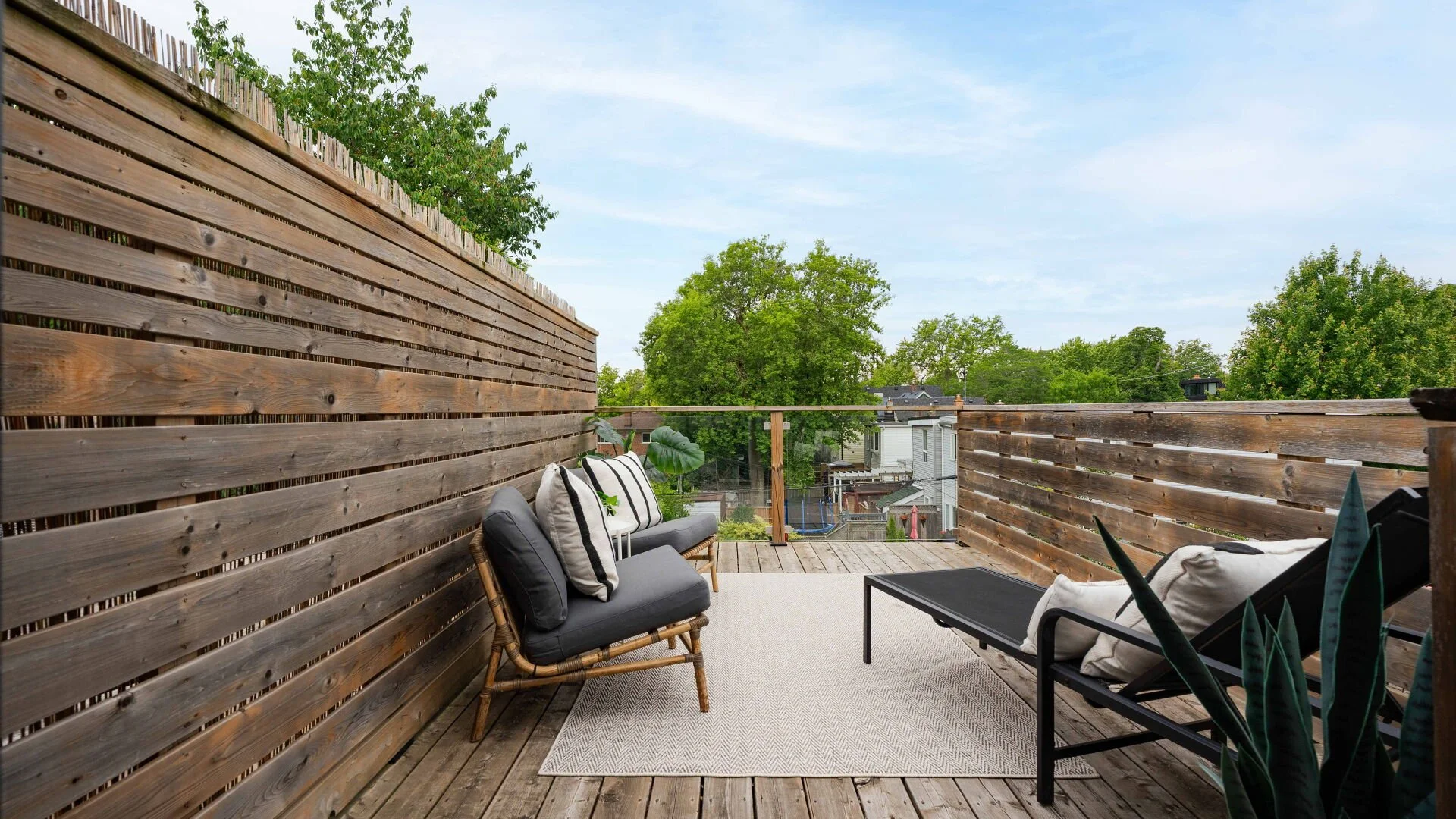 20 Condor Roof patio.jpg