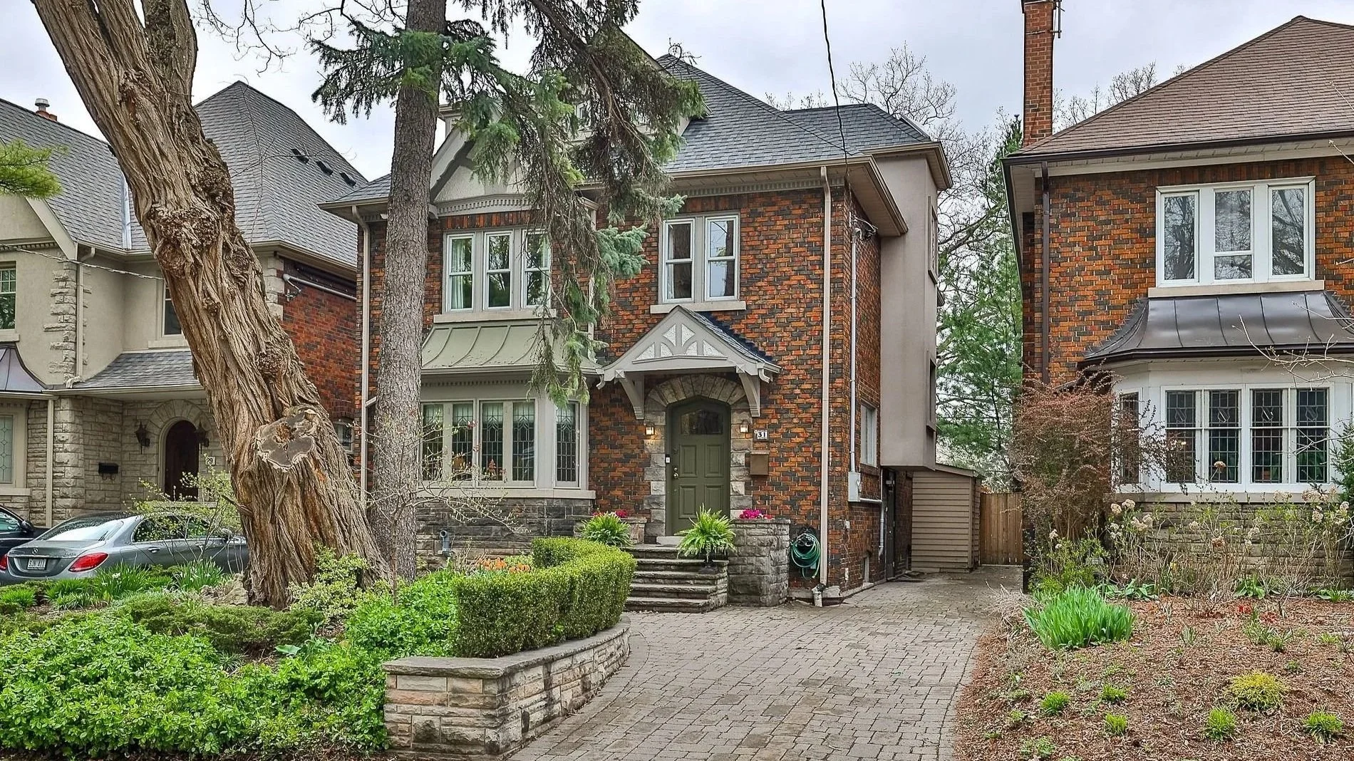 PURCHASED - 31 Hillcrest Dr