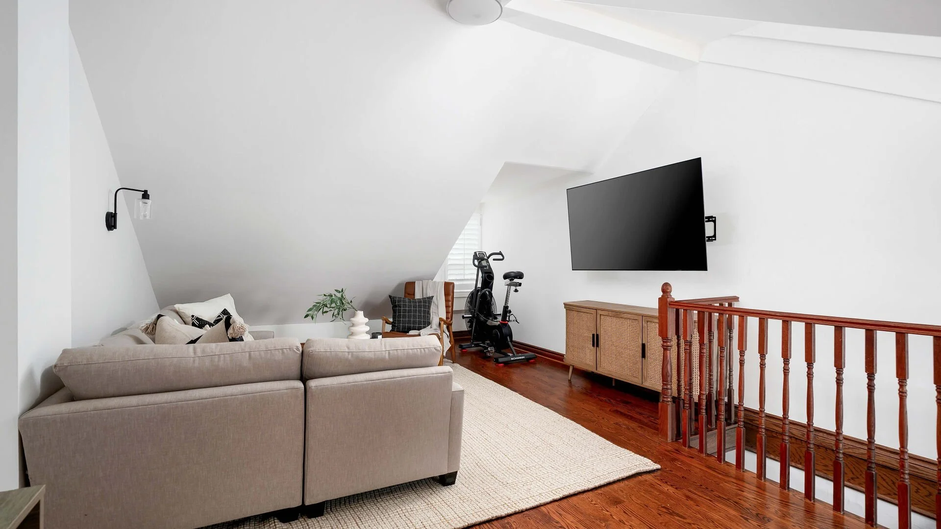 SOLD - 20 Condor Ave