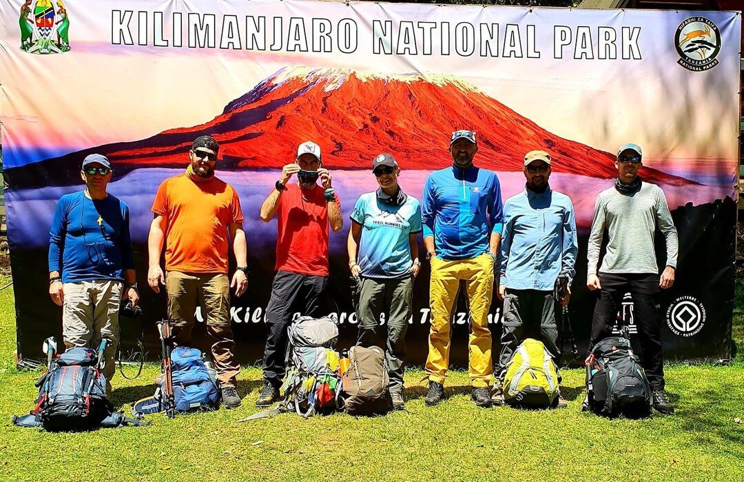 بدأ الفريق اليوم رحلته بتسلق جبل كلمنجارو، بإذن الله ستكون رحلة موفقة و مليئة بالتجارب الممتعة 🙏🏼
Today our trip to Kilimanjaro begins, as always it will be full of adventure and fun experiences 🙏🏼

#mostafasalameh #followyourdreams 
@alessiogian