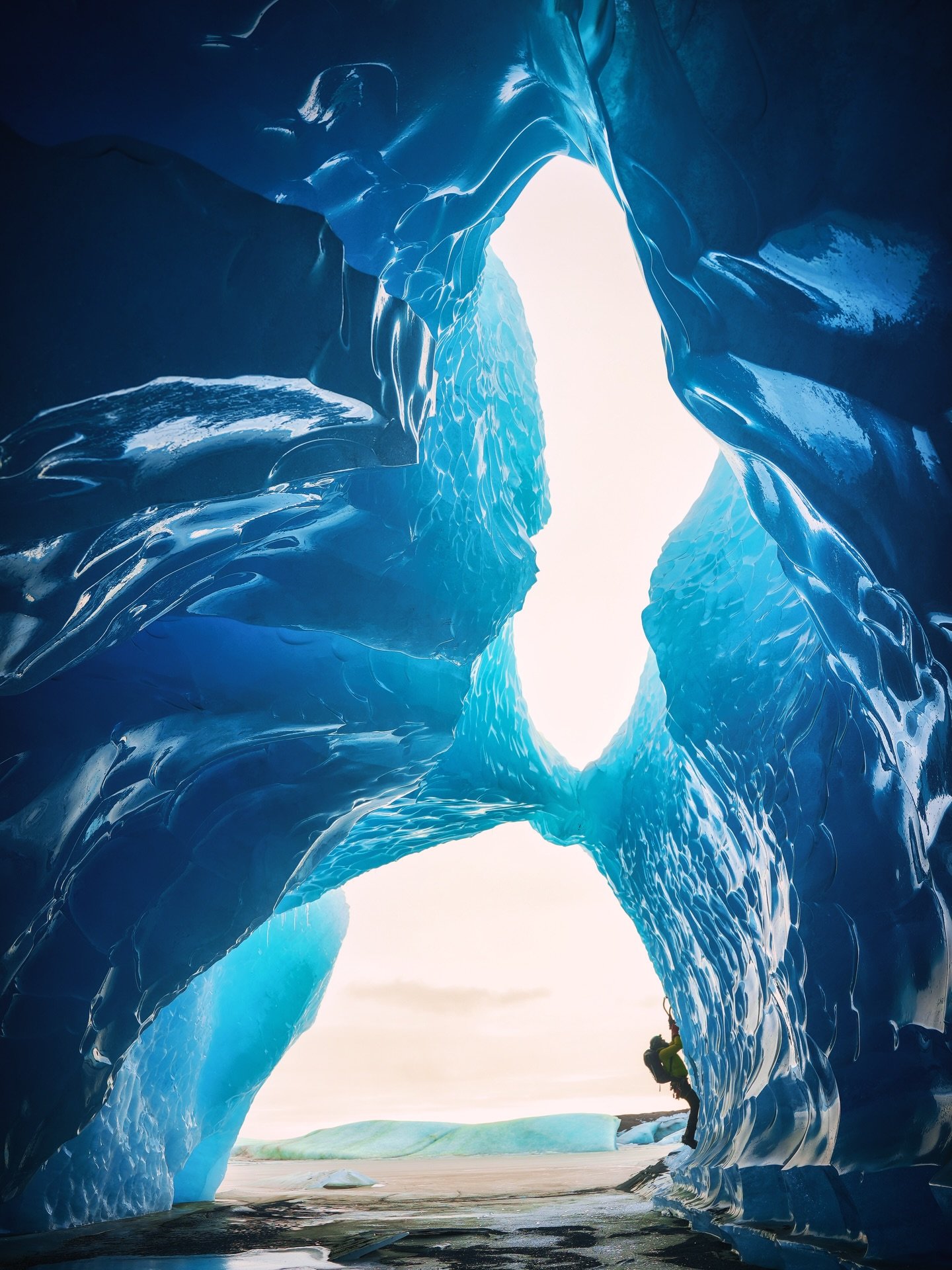 Inside this cathedral of ice,
I did not feel the cold.

I felt witness.

The glacier has endured centuries of pressure
and still glows when touched by light.

And I thought of Gaza.

Souls under unimaginable weight 
yet their نور does not freeze.

Th