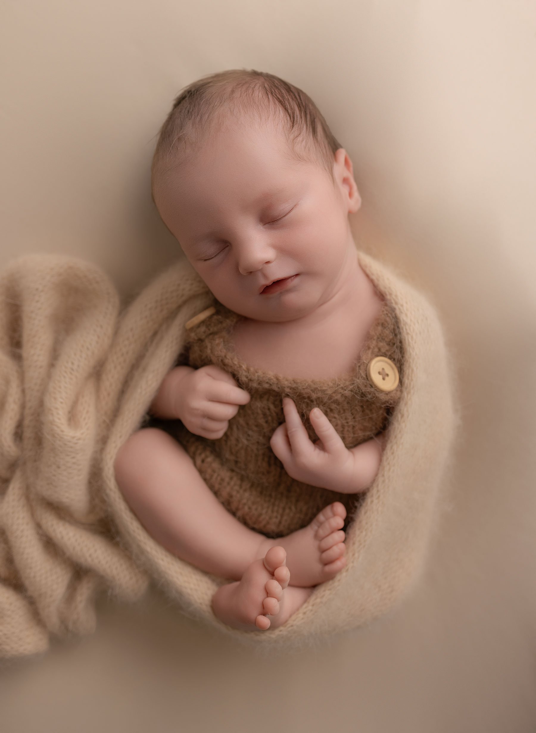 newborn photos lancashire