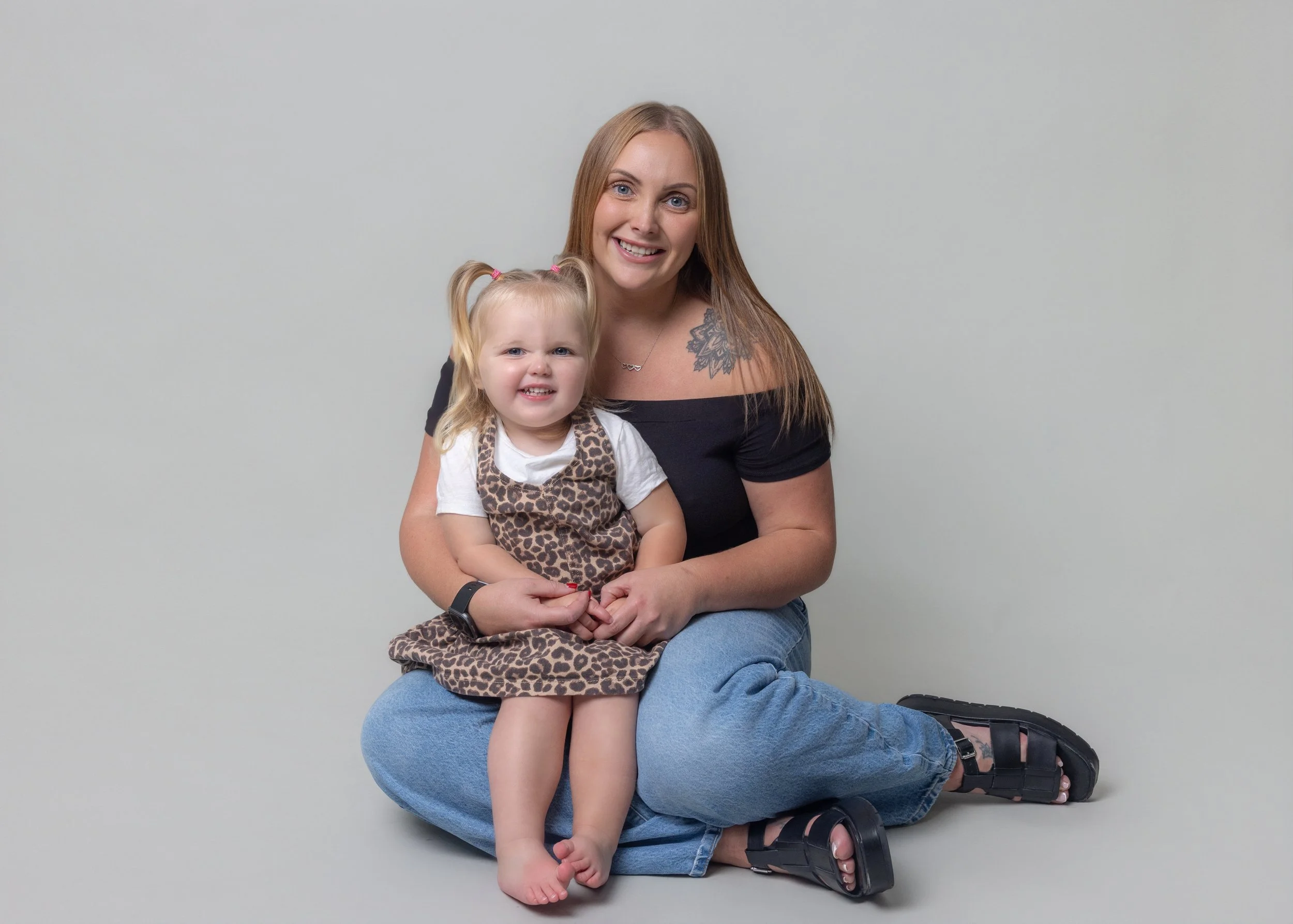 MOTHER AND DAUGHTER PICTURE