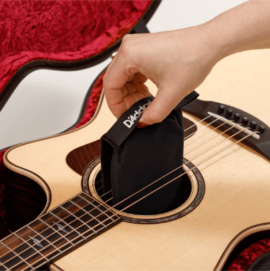 D'Addario Guitar Humidifier System 03.png