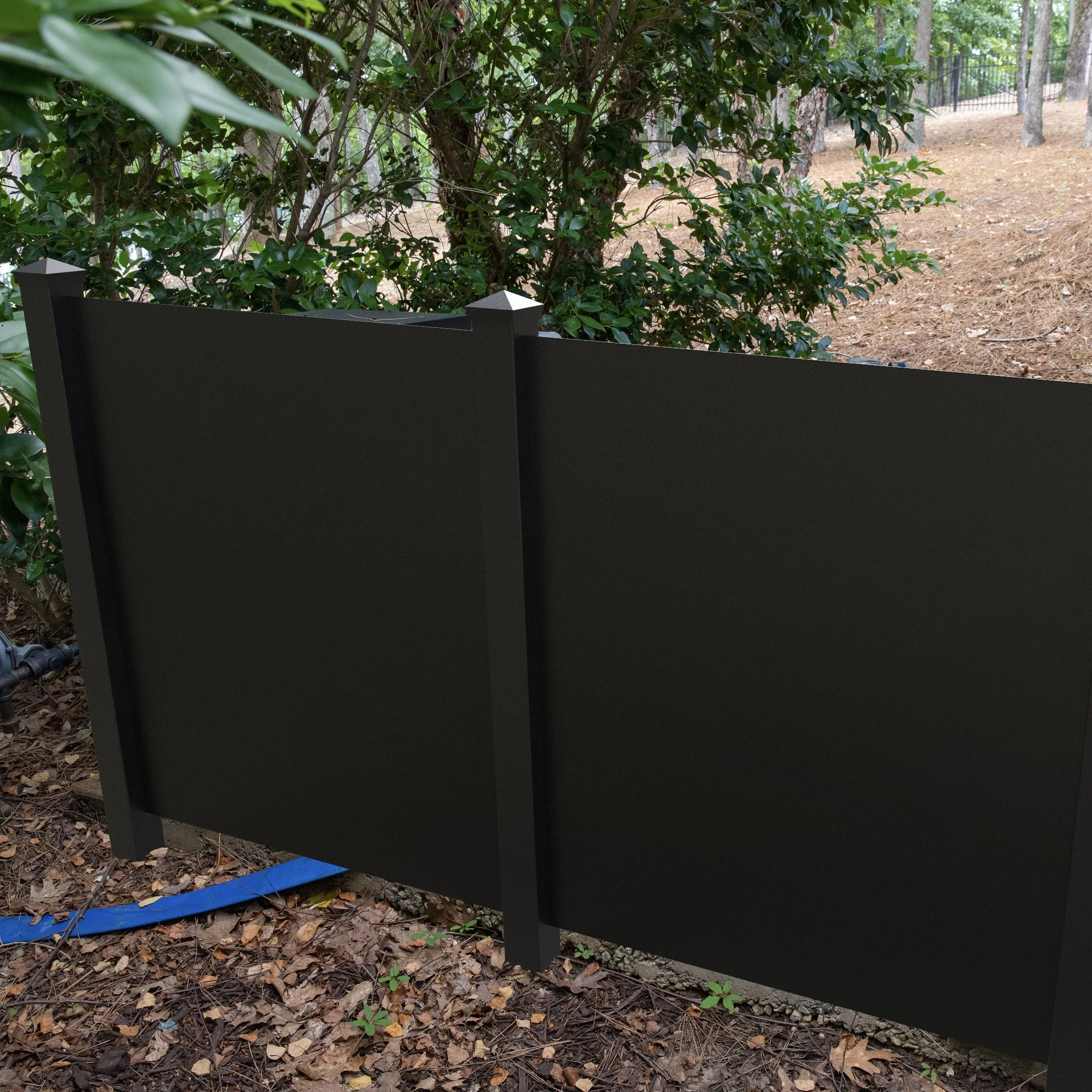 Solid Shorty Utility Equipment Screen.jpeg