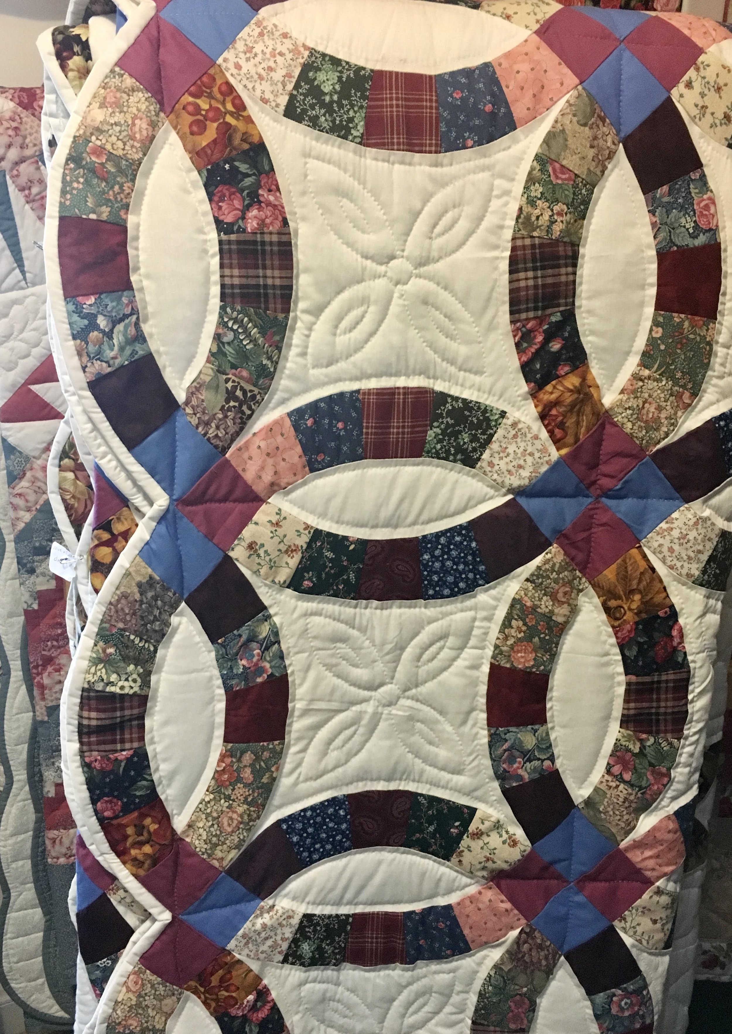 Wedding ring quilt .jpeg