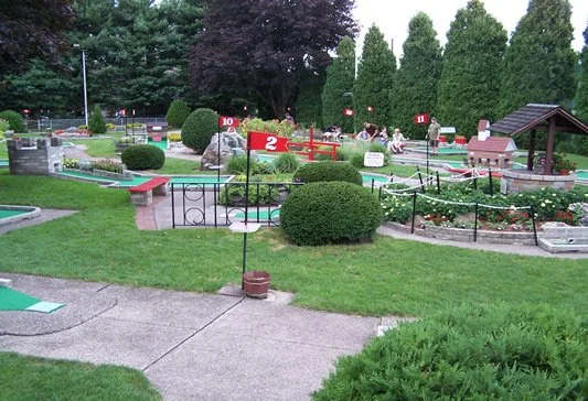 farmington-mini-golf.jpg