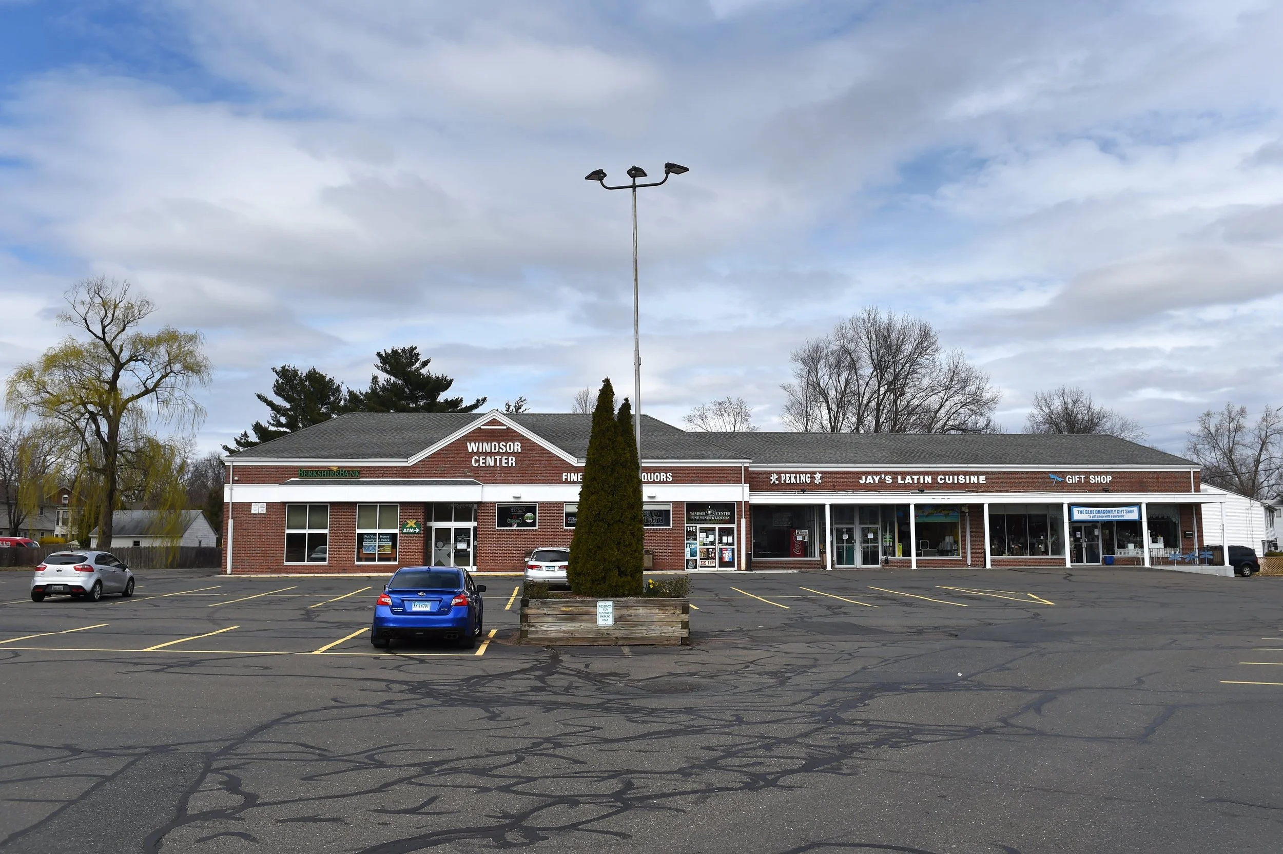 Windsor-Center-Shopping-Plaza.jpg