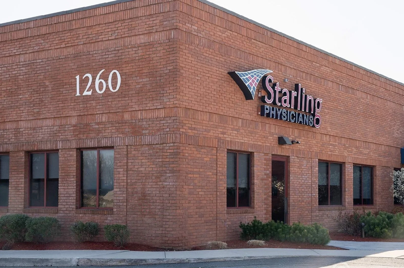rocky-hill-ct-usa-april-exterior-starling-physicians-building-rocky-hill-ct-usa-april-exterior-starling-physicians-building-181066087-transformed.jpeg