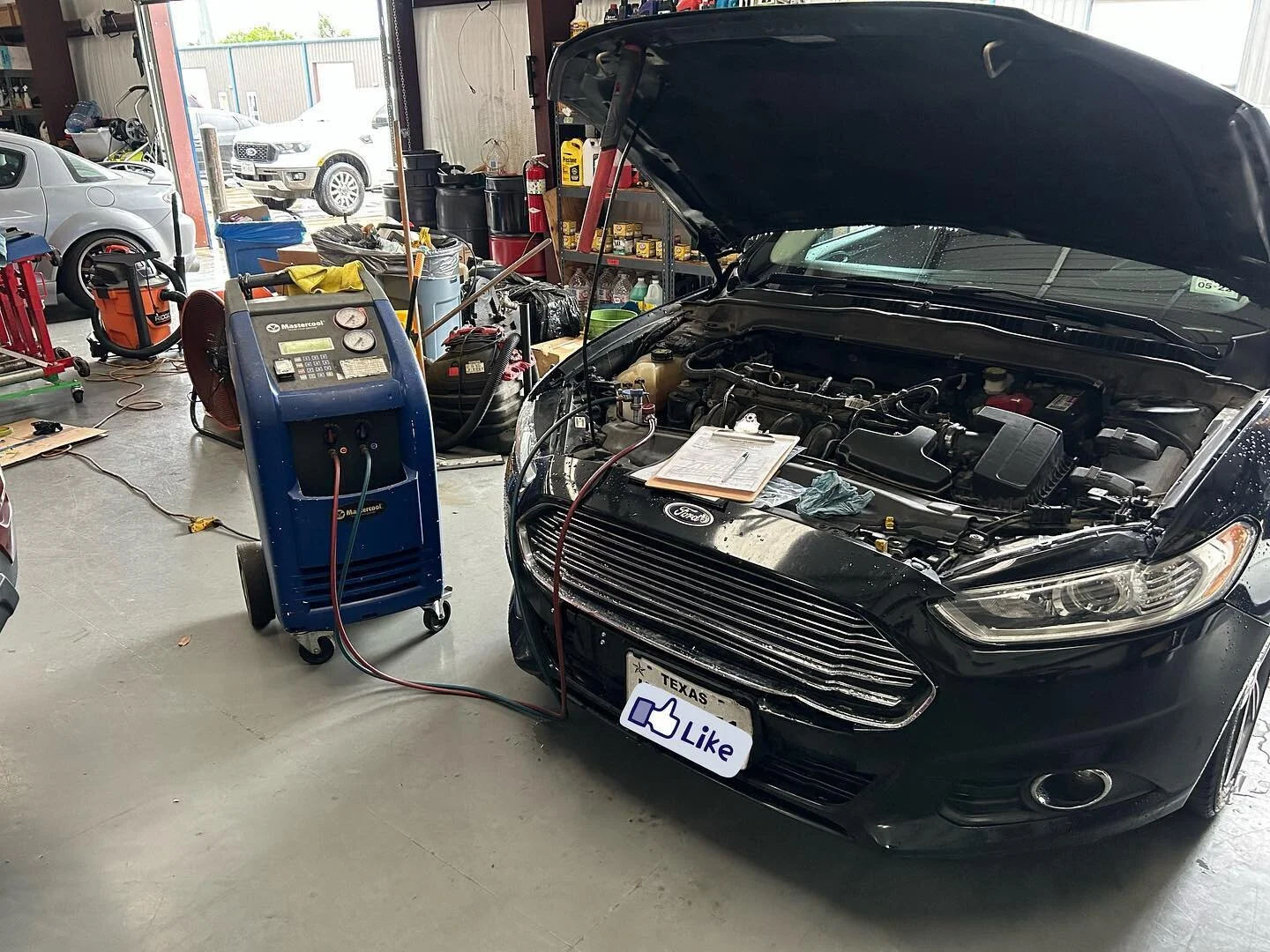 #ford #fusion came in today for AC #diagnostics and fix. They’re leaving with ice cold AC today! #arhindrichsllc #houston #texas #cypresstexas #thatmiatashop #acfix #fordfusion