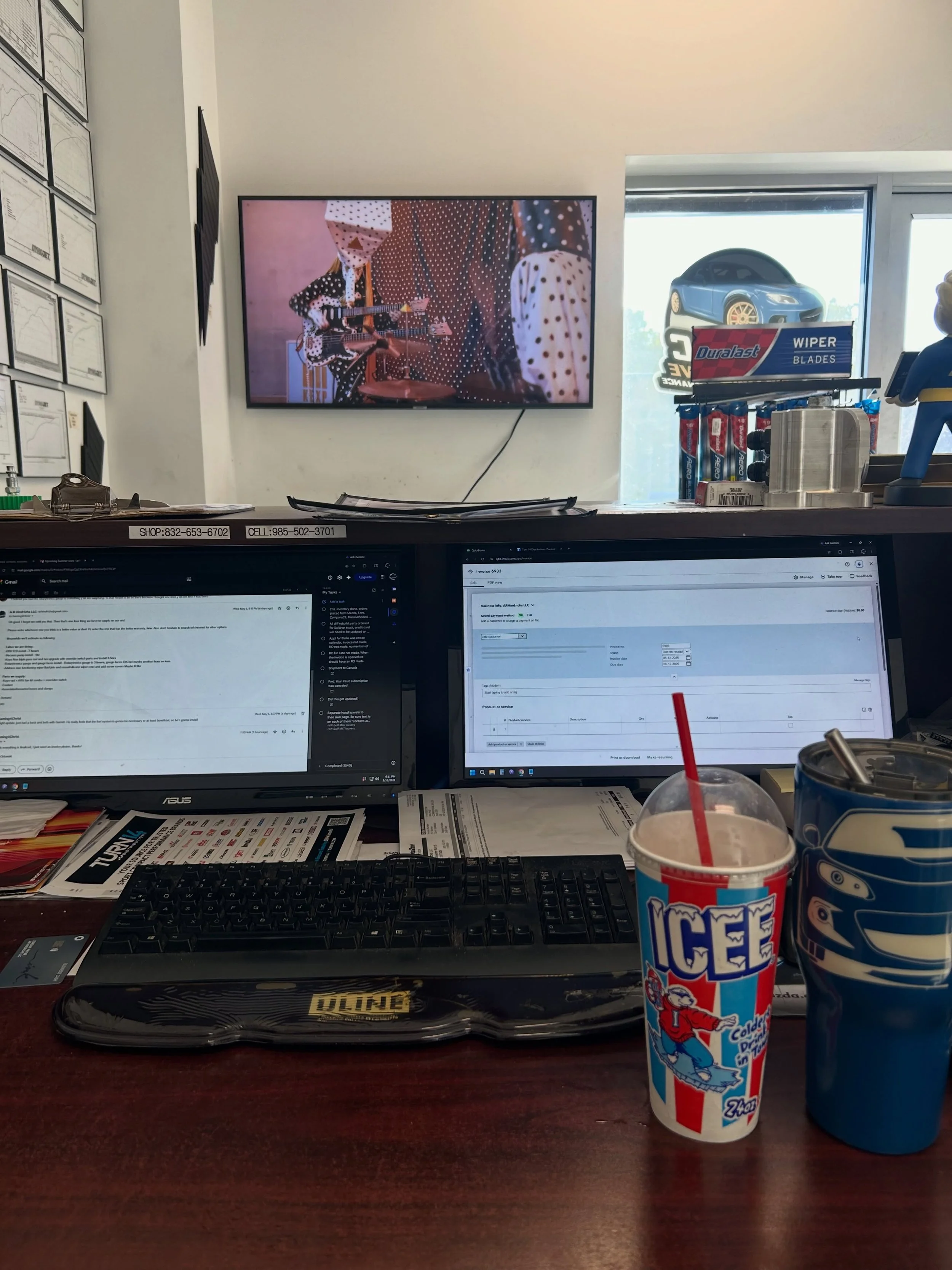 Getting some office work done after hours.

#arhindrichsllc #thatmiatashop #anginedepoitrine @theiceecompany @anginedepoitrine