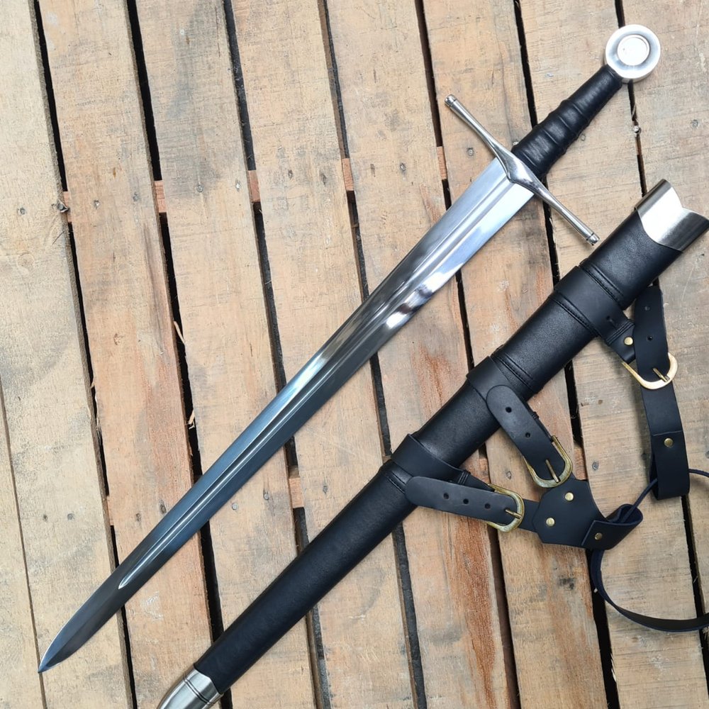 Espada Medieval Una Mano Filo Full Tang Battle Ready Acero — Armaduras  Medievales
