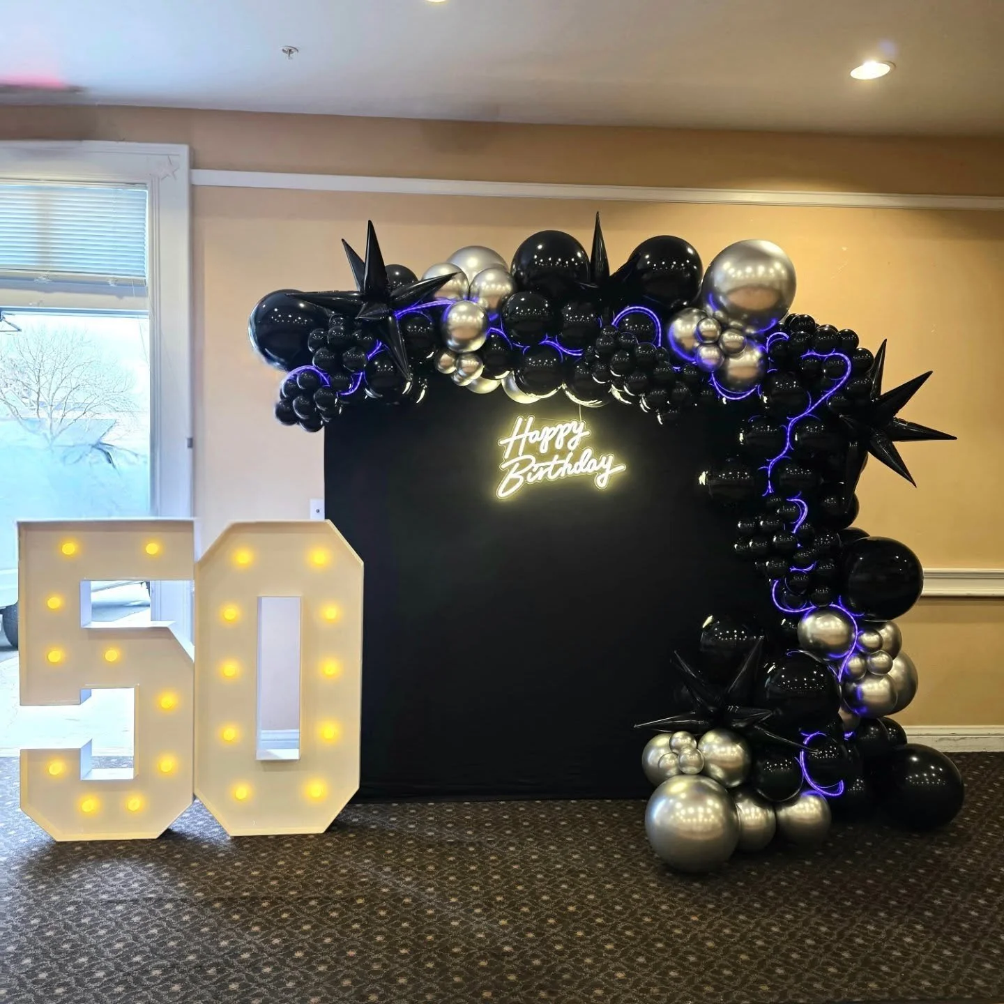 Happy 50th Birthday!
NEON lights that change colors and bring a pop of fun to the backdrop.

Now booking - July.

#brentwoodca #balloonartist #oakleyca #antiochca #pittsburghca