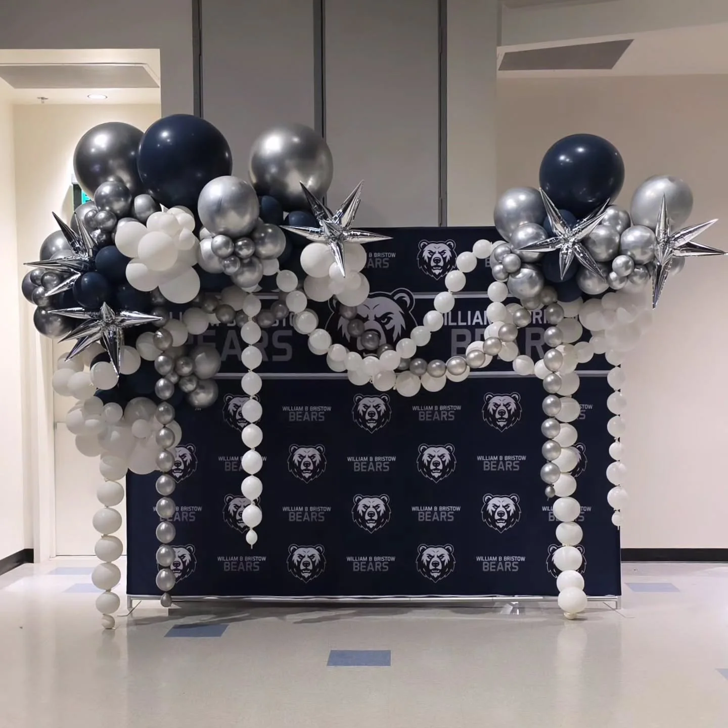 As an artist trying new techniques is something I live for!
Creative organic garlands are so much fun!
Now booking graduations, end of year fun and ceremonies.

#brentwoodca #brentwood94513 #SmallBusiness #betterinbrentwood #balloonartist