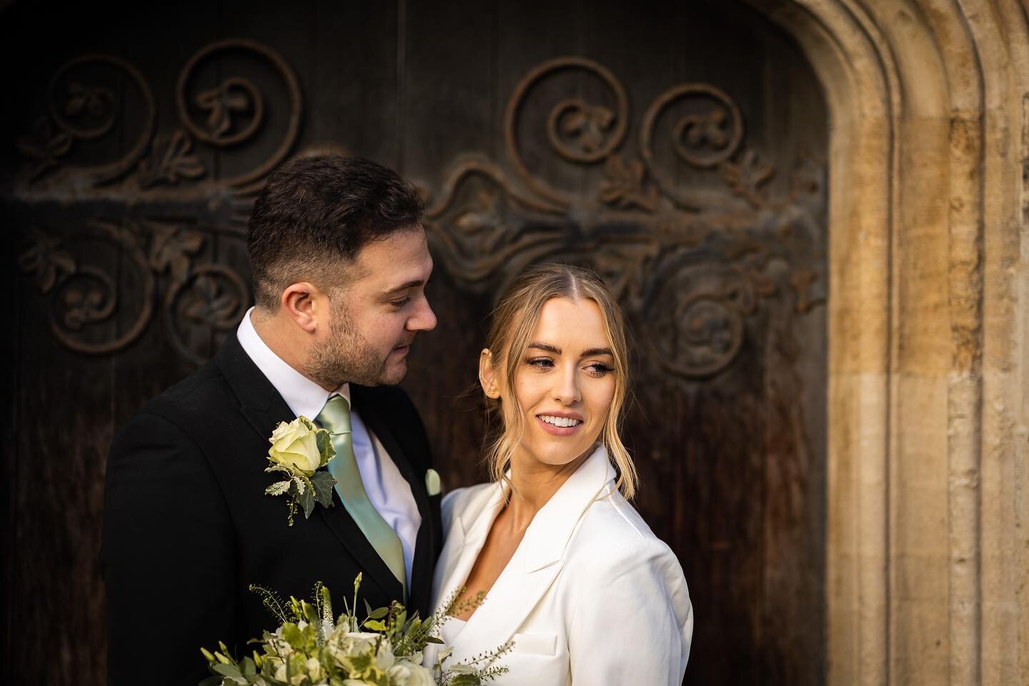 Well they had to brave a cold winters day in Henley but the results speak for themselves. How amazing do they look?

#Westlondonweddingphotographer #Buckinghamshireweddingphotographer 
#berkshireweddingphotographer #northlondonweddingphotographer
#ha