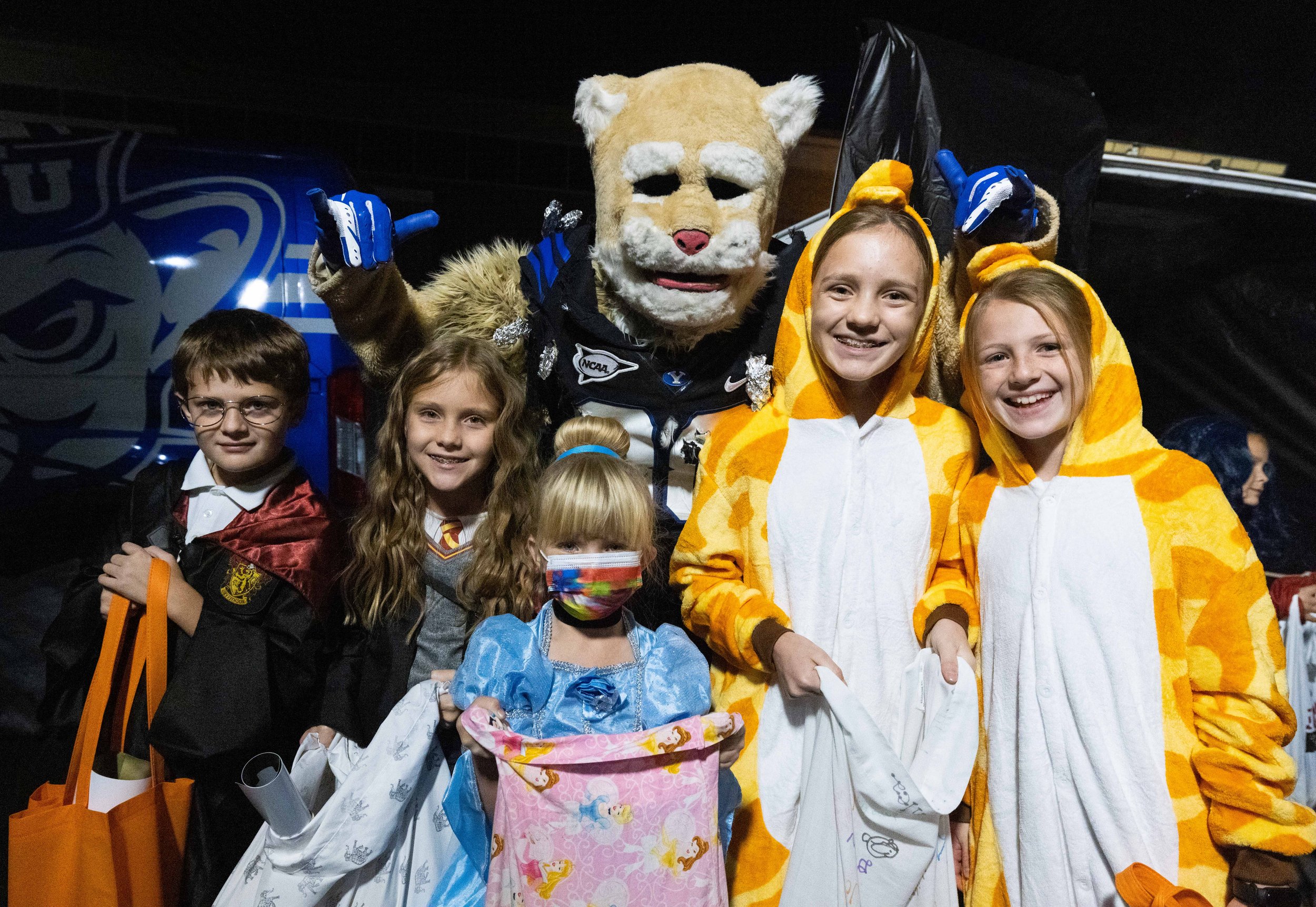 21ATH Trunk Or Treat 180.jpg