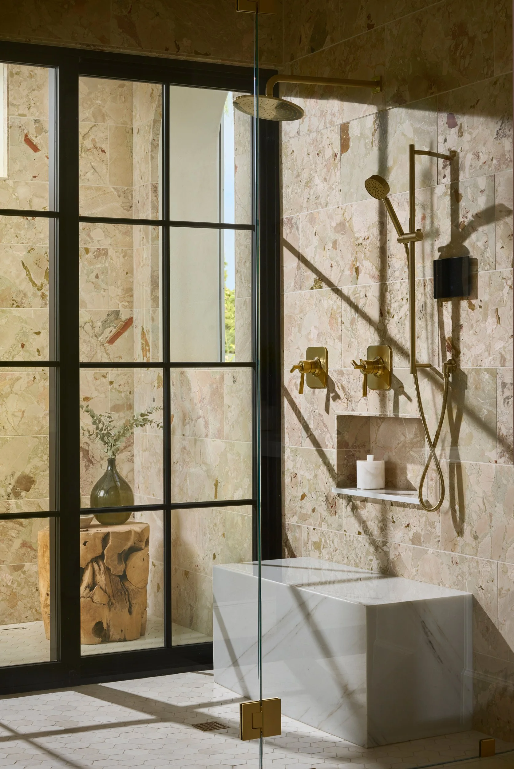 showerdetail1.jpg