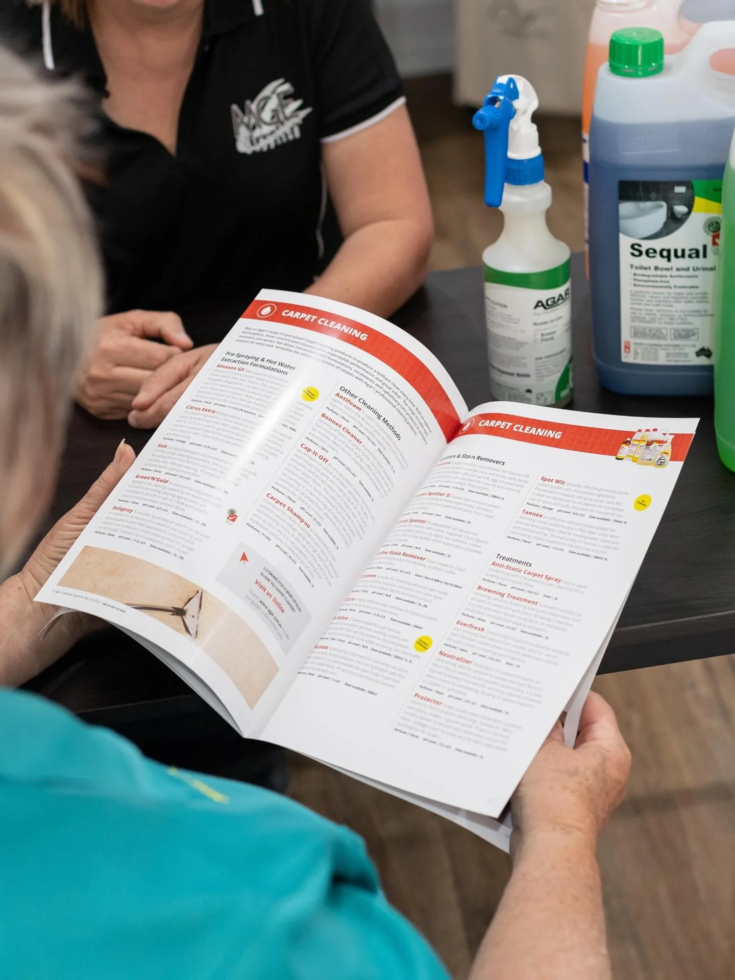 Need a chat about the best cleaning chemical for the task to be done???
With over 18 years experience in the cleaning chemical industry our boss lady Mitch can give you the right advice 🙌💭💦
#mgeriverland #wedeliver #cleaningchemicals #therightadvi