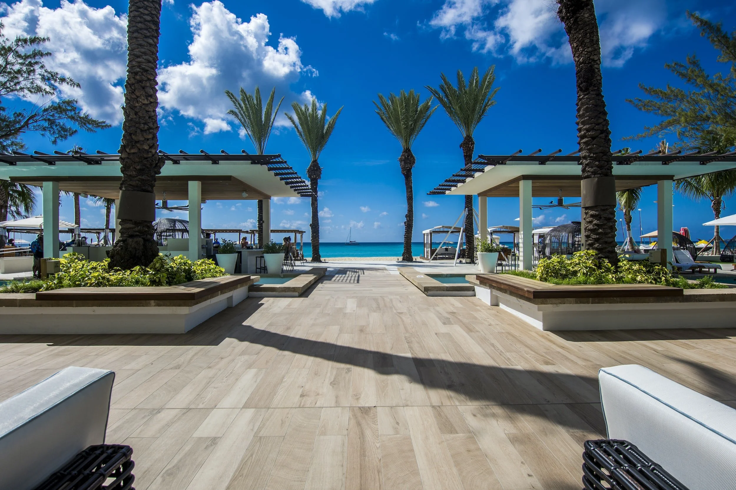 Paradise Found: A Travel and Business Guide to the Cayman Islands