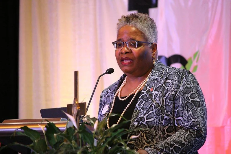 Bishop Easterling.jpg