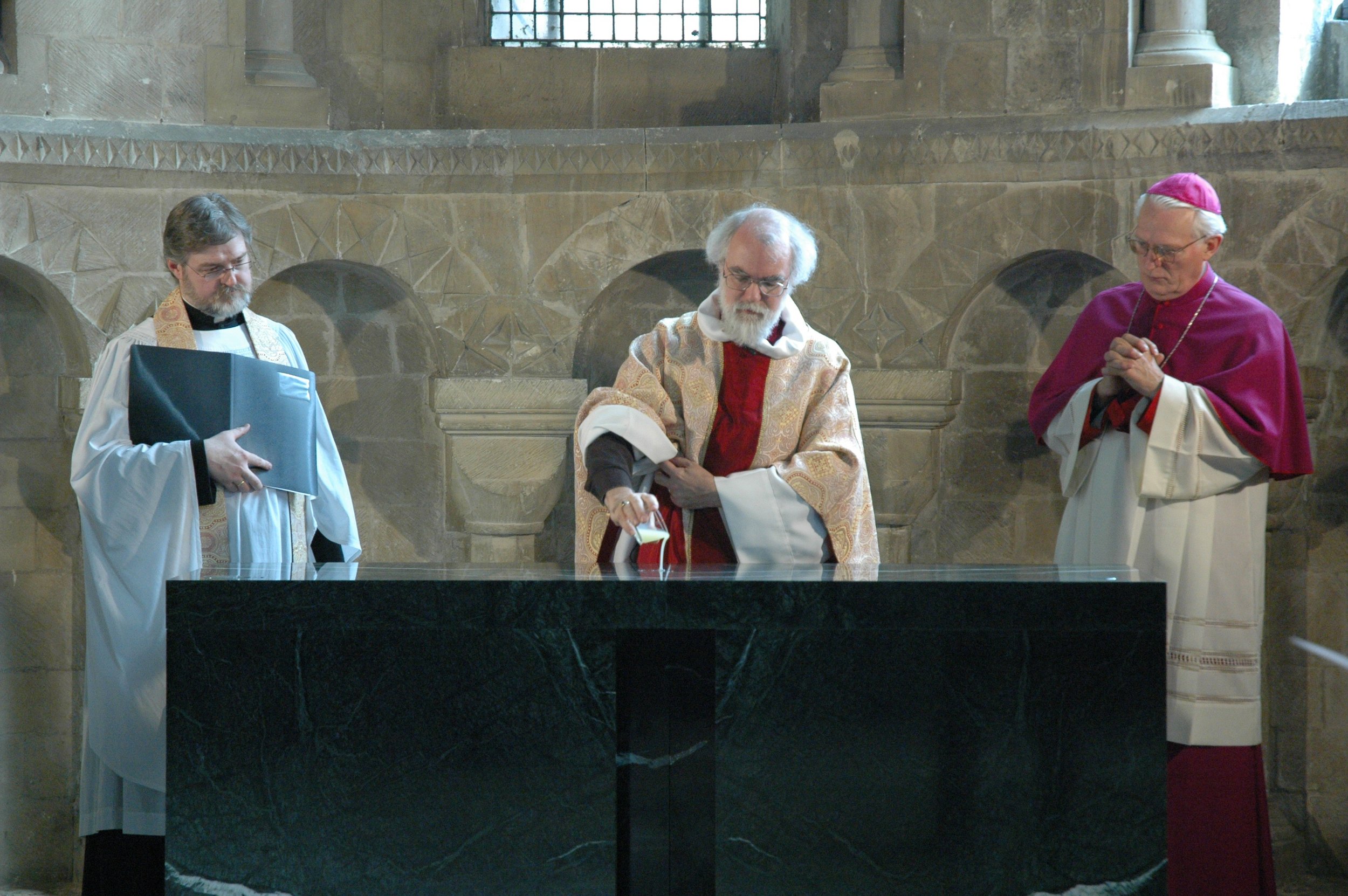 Rowan Williams Presiding at St Anselm's Altar