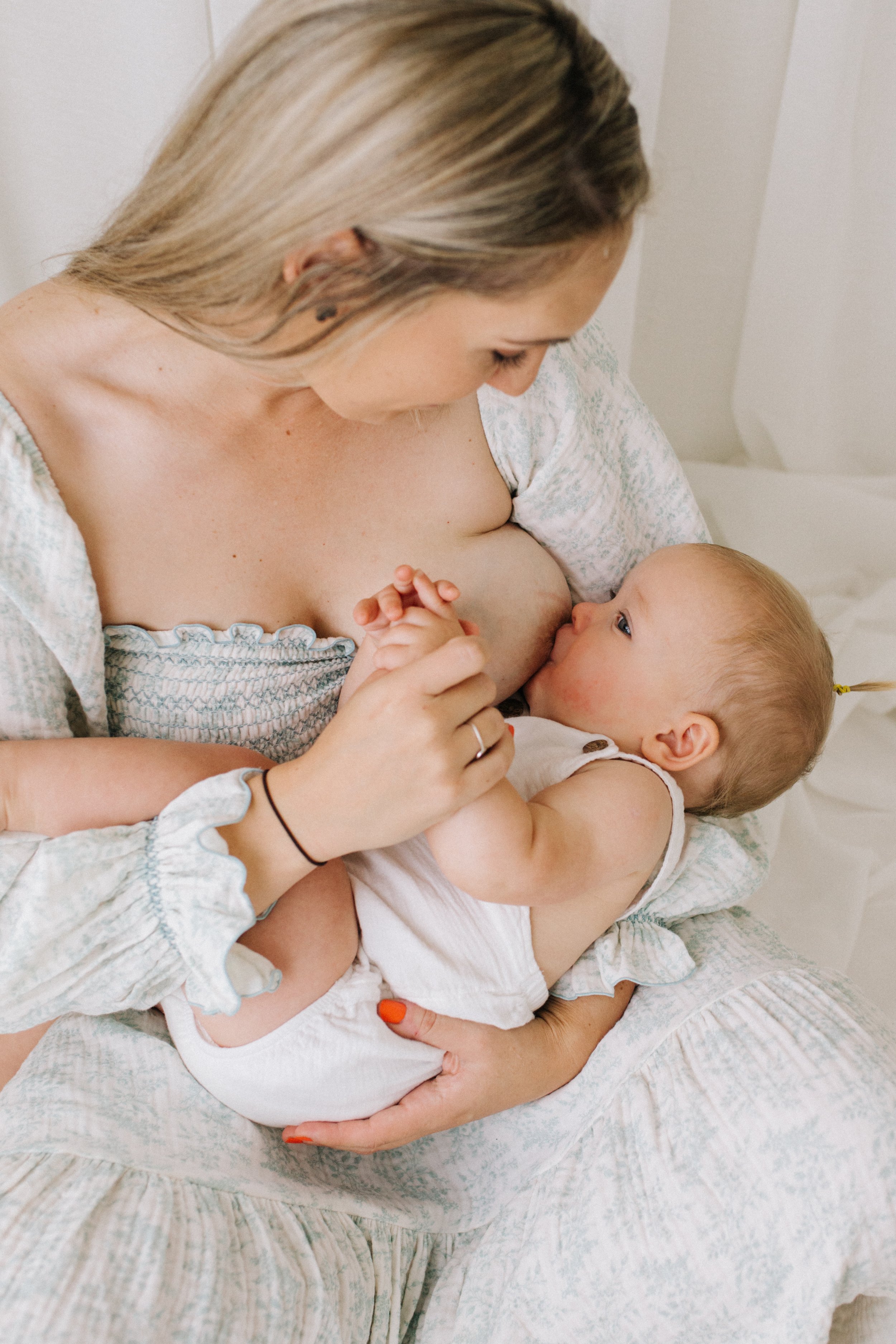 breastfeeding photoshoots wellington