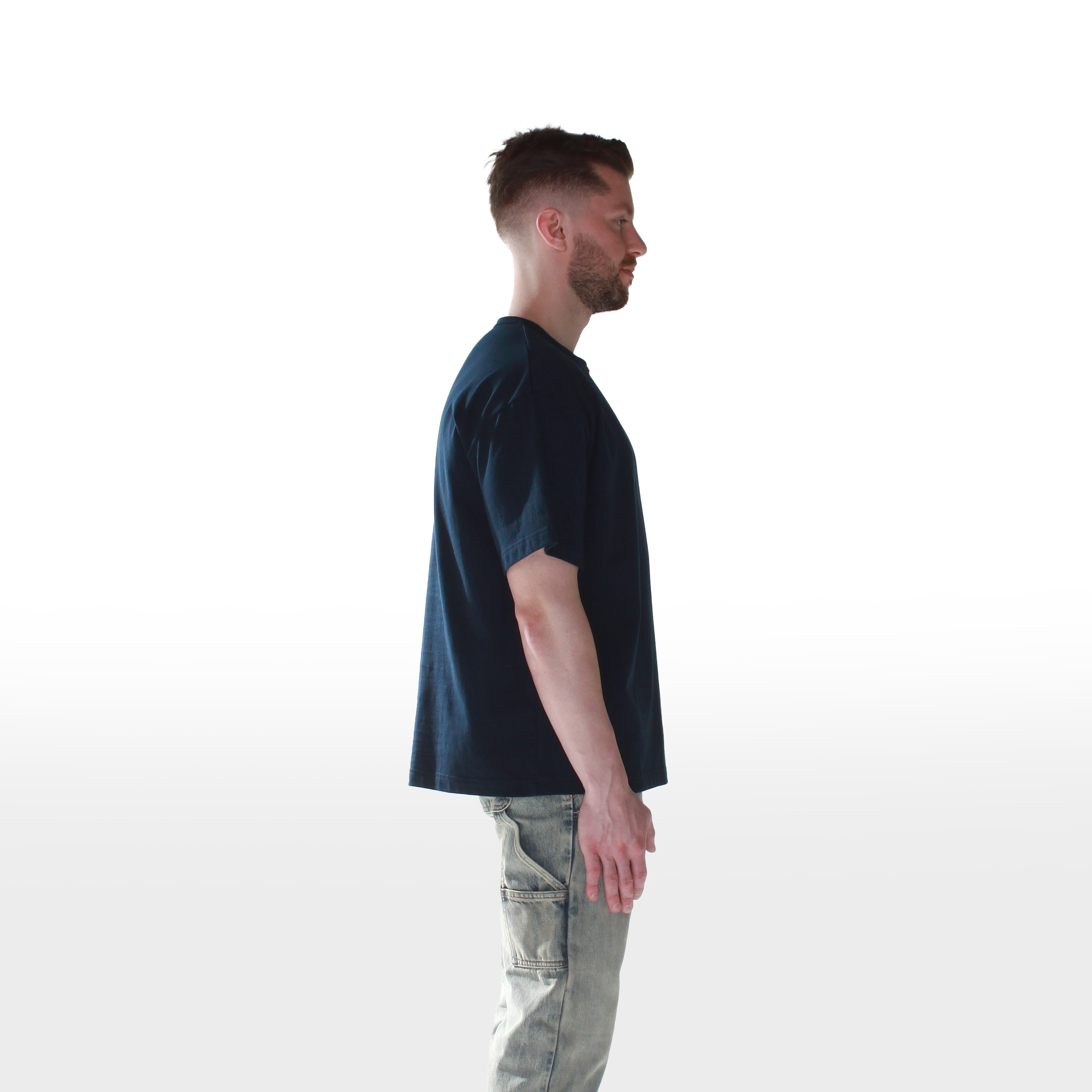 FUIMU_MOD_NAVY_TSHIRT_SIDE.png
