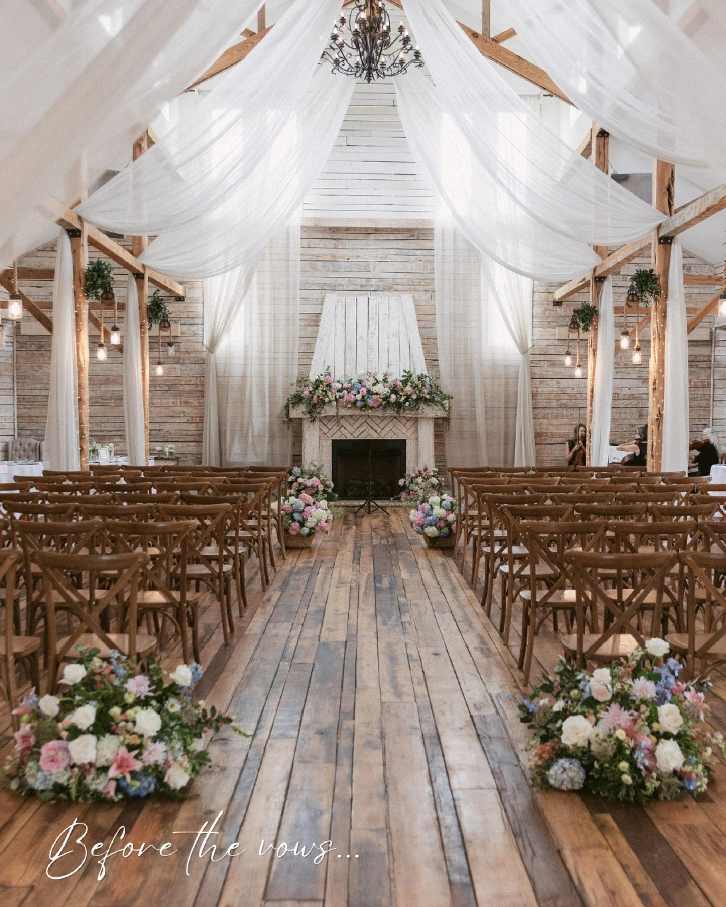 Swipe to see how everything changes! ➡️

An empty aisle becomes the walk you'll never forget.
An empty chair becomes the best seat in the house.

This is Ramble Creek. This is your wedding day.

We handle every detail so all you and your family have 