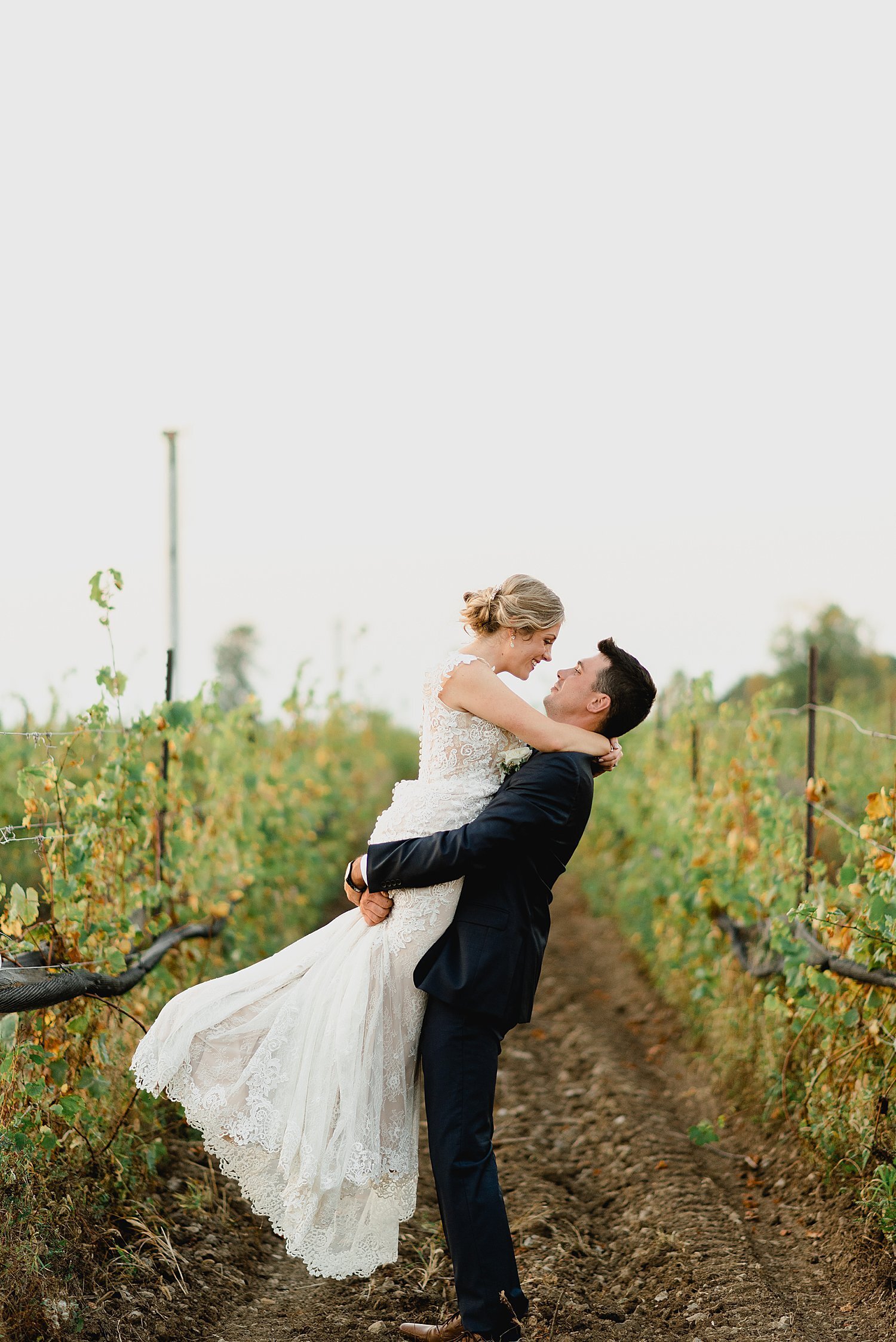 Casa-Dea-Estates-Winery-Wedding---Prince-Edward-County-Photo (178).jpg