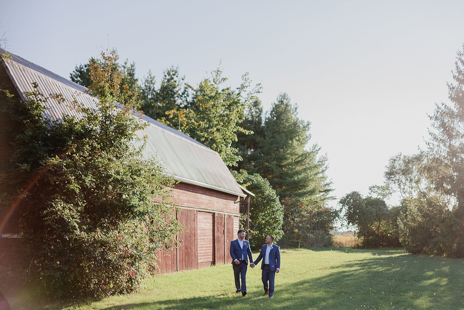 An Intimate Elopement at an Airbnb in Prince Edward County | Prince Edward County Wedding Photographer | Holly McMurter Photographs_0041.jpg