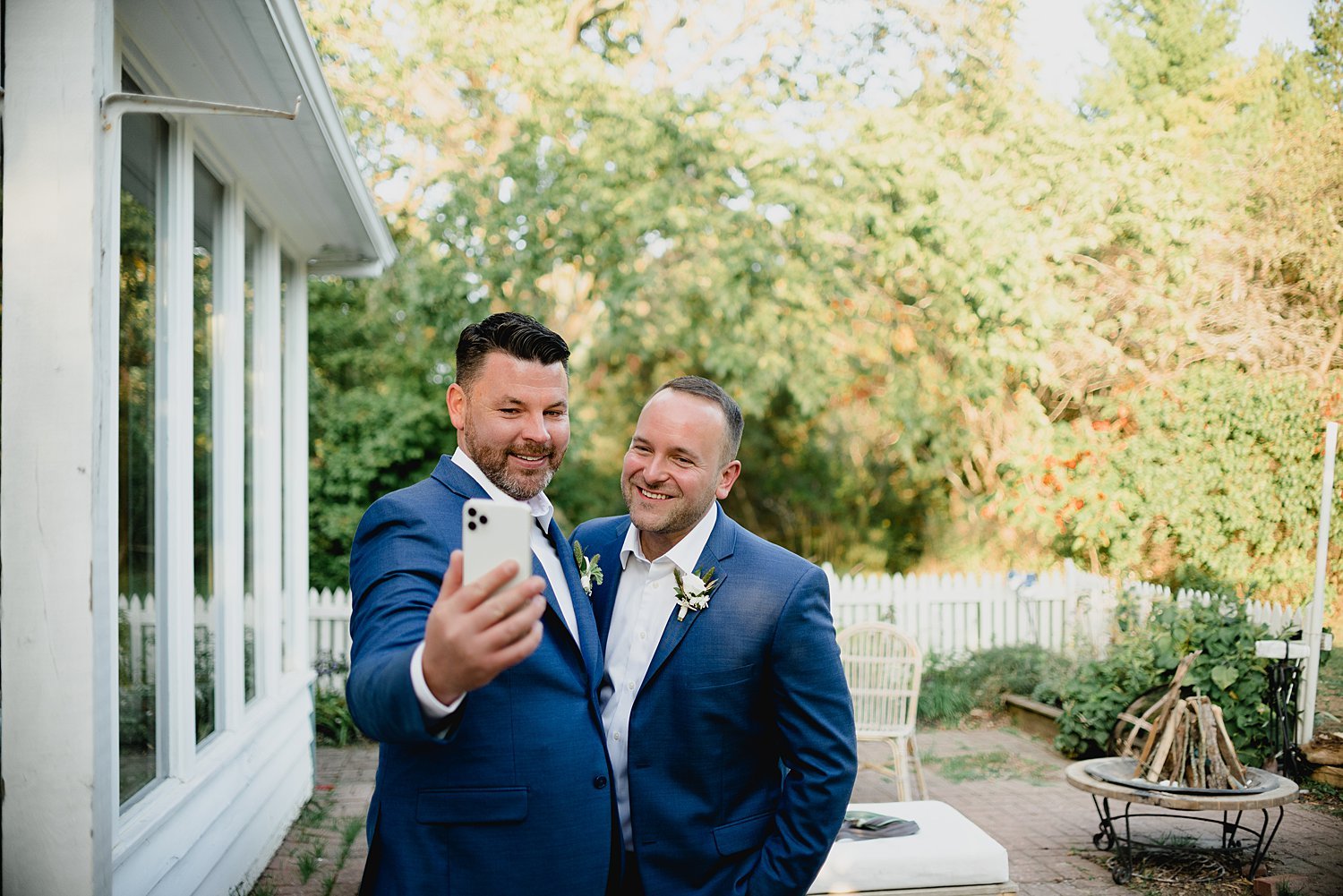 An Intimate Elopement at an Airbnb in Prince Edward County | Prince Edward County Wedding Photographer | Holly McMurter Photographs_0057.jpg