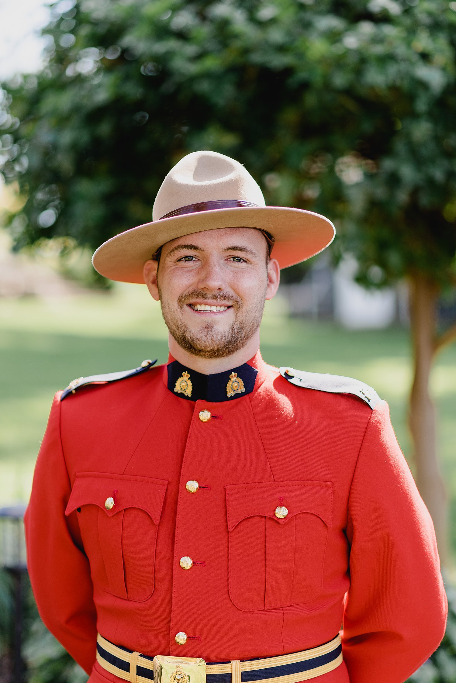 A Royal Canadian Mountie's Intimate Summer Wedding in Prince Edward County | Prince Edward County Wedding Photographer | Holly McMurter Photographs_0025.jpg