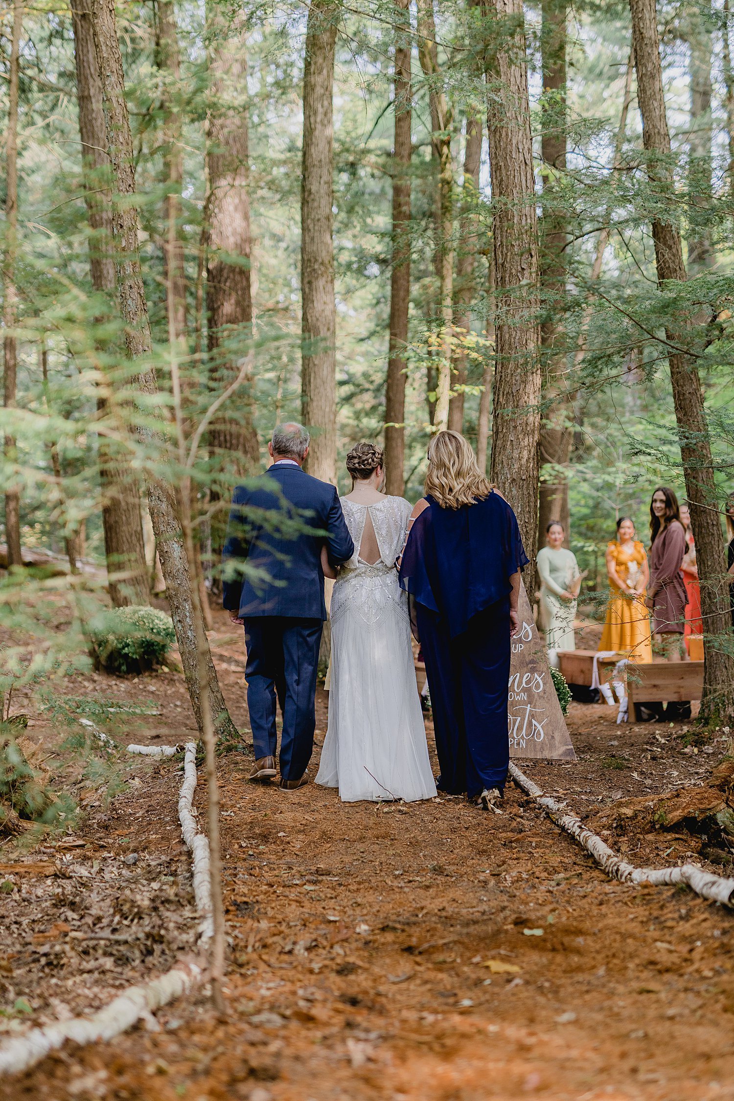 A Boho Fall Wedding at a Family Built Cabin in Lyndhurst, Ontario | Prince Edward County Wedding Photographer | Holly McMurter Photographs_0049.jpg