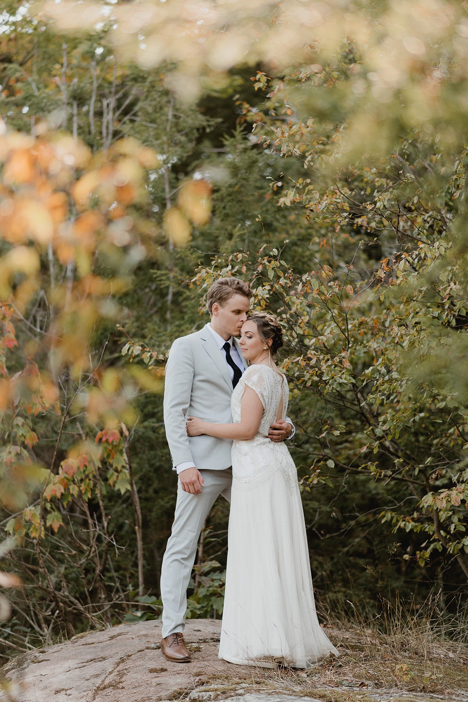 A Boho Fall Wedding at a Family Built Cabin in Lyndhurst, Ontario | Prince Edward County Wedding Photographer | Holly McMurter Photographs_0096.jpg
