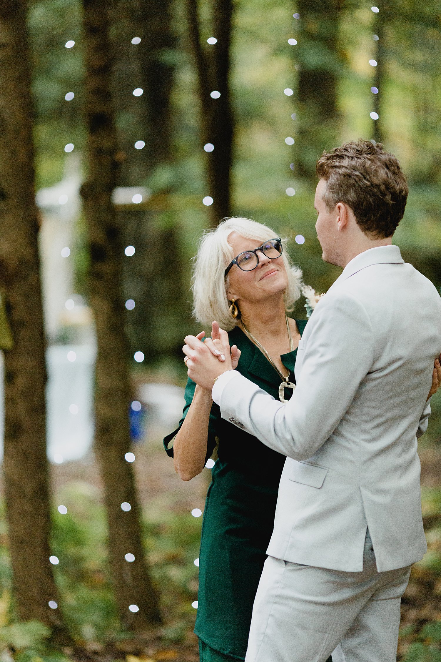A Boho Fall Wedding at a Family Built Cabin in Lyndhurst, Ontario | Prince Edward County Wedding Photographer | Holly McMurter Photographs_0145.jpg