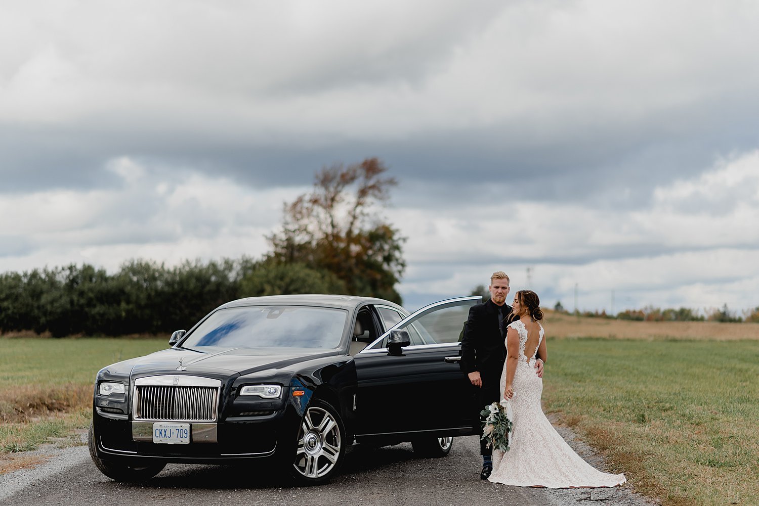 A Rainy Fall Wedding at Old Third Winery | Prince Edward County Wedding Photographer | Holly McMurter Photographs_0050.jpg