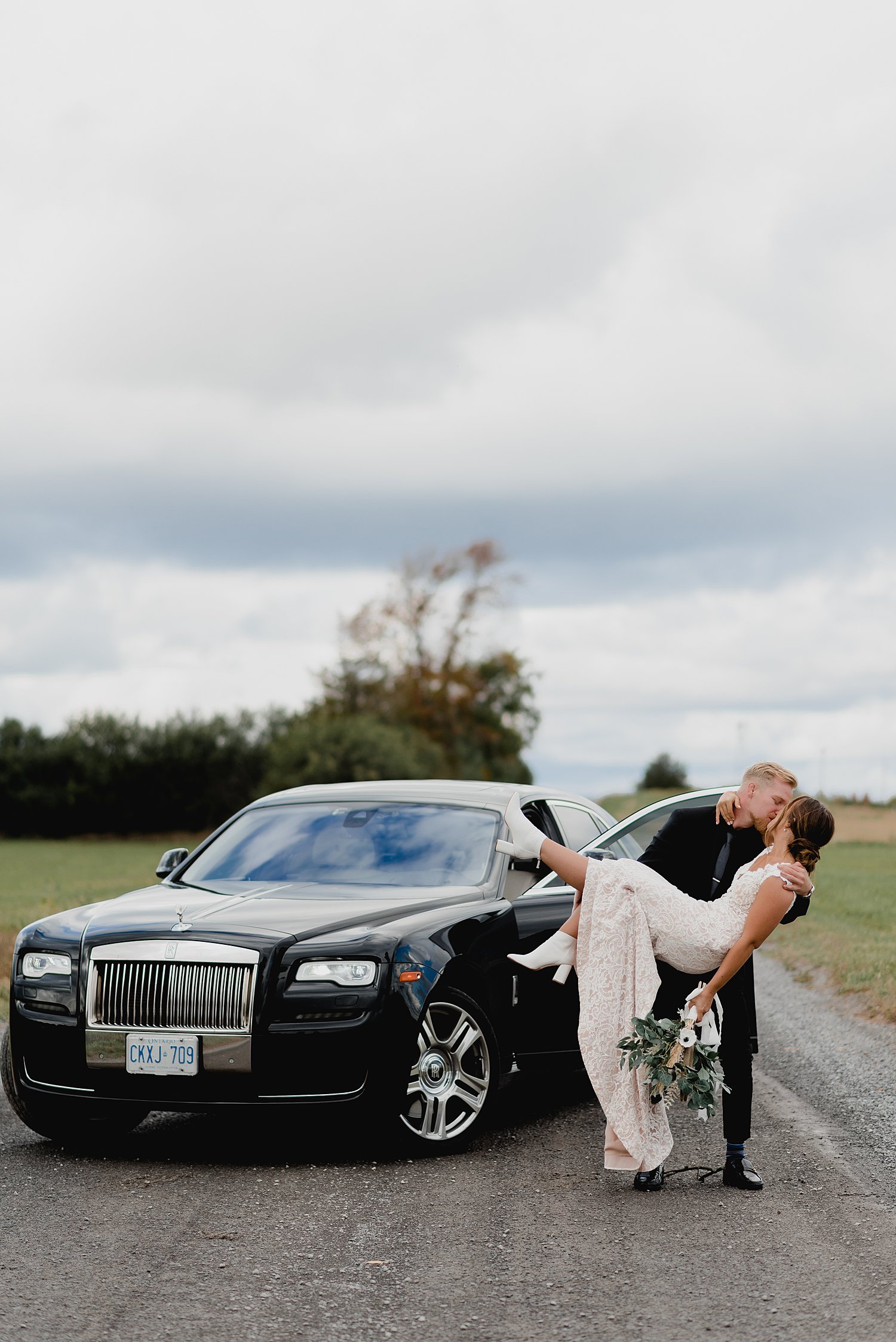 A Rainy Fall Wedding at Old Third Winery | Prince Edward County Wedding Photographer | Holly McMurter Photographs_0055.jpg