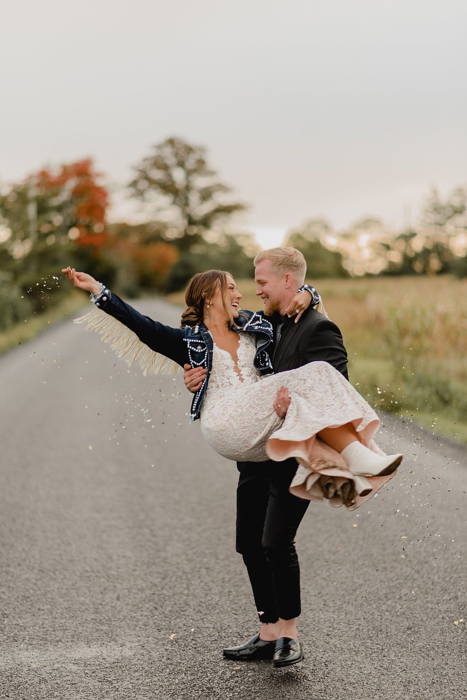 A Rainy Fall Wedding at Old Third Winery | Prince Edward County Wedding Photographer | Holly McMurter Photographs_0099.jpg