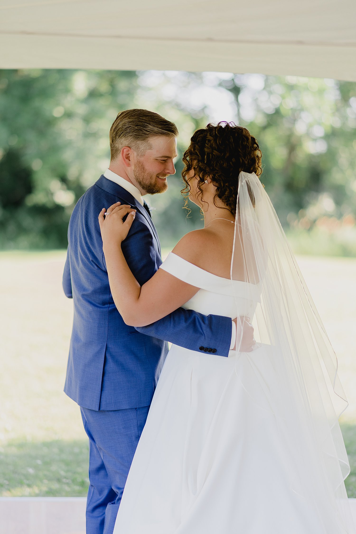 Elegant Summer Backyard Tented Wedding in Sydenham, Ontario | Prince Edward County Wedding Photographer | Holly McMurter Photographs_0079.jpg