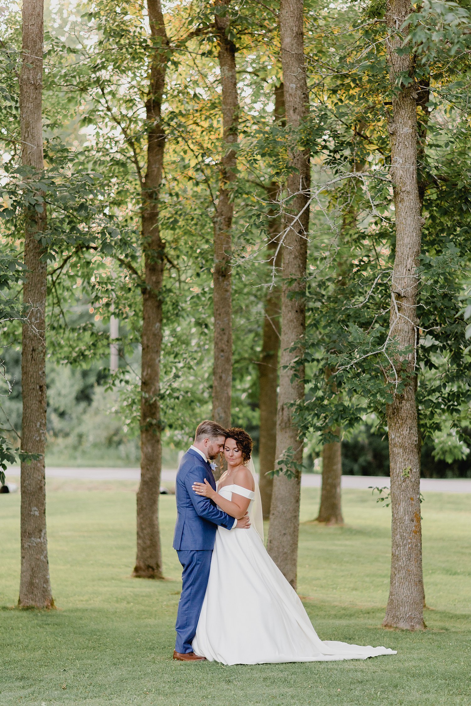 Elegant Summer Backyard Tented Wedding in Sydenham, Ontario | Prince Edward County Wedding Photographer | Holly McMurter Photographs_0092.jpg