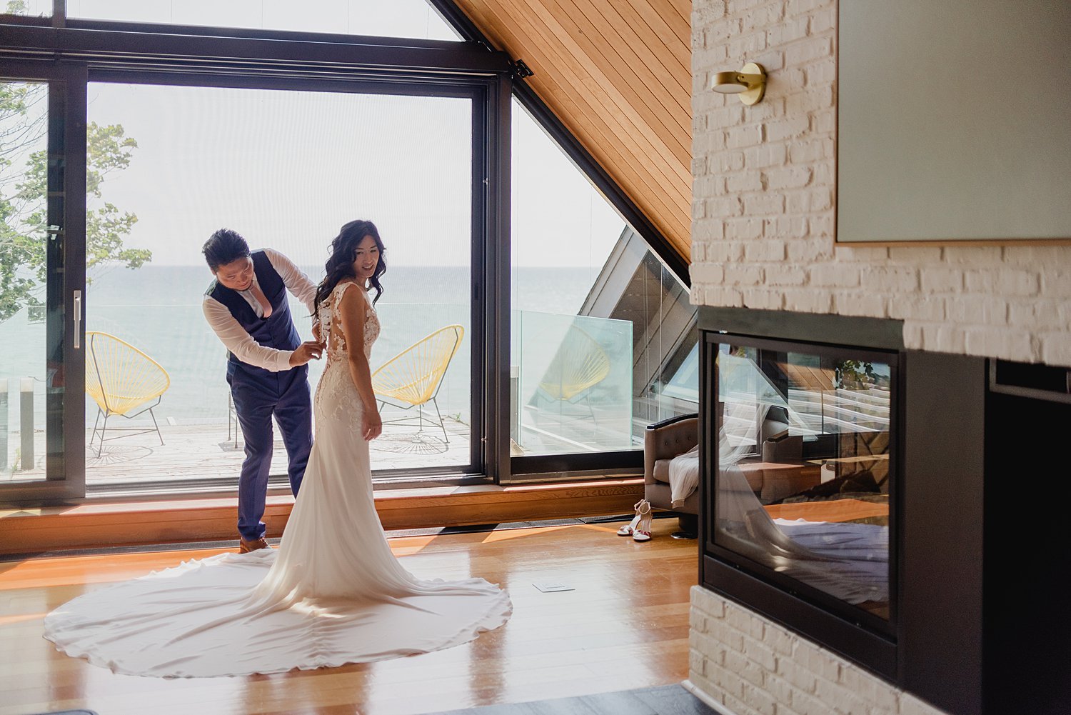 Intimate Micro Wedding at the Drake Devonshire in Prince Edward County | Prince Edward County Wedding Photographer | Holly McMurter Photographs_0015.jpg