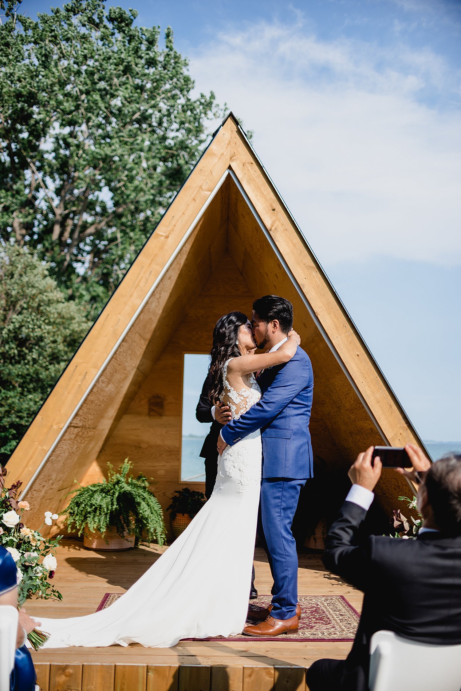 Intimate Micro Wedding at the Drake Devonshire in Prince Edward County | Prince Edward County Wedding Photographer | Holly McMurter Photographs_0083.jpg