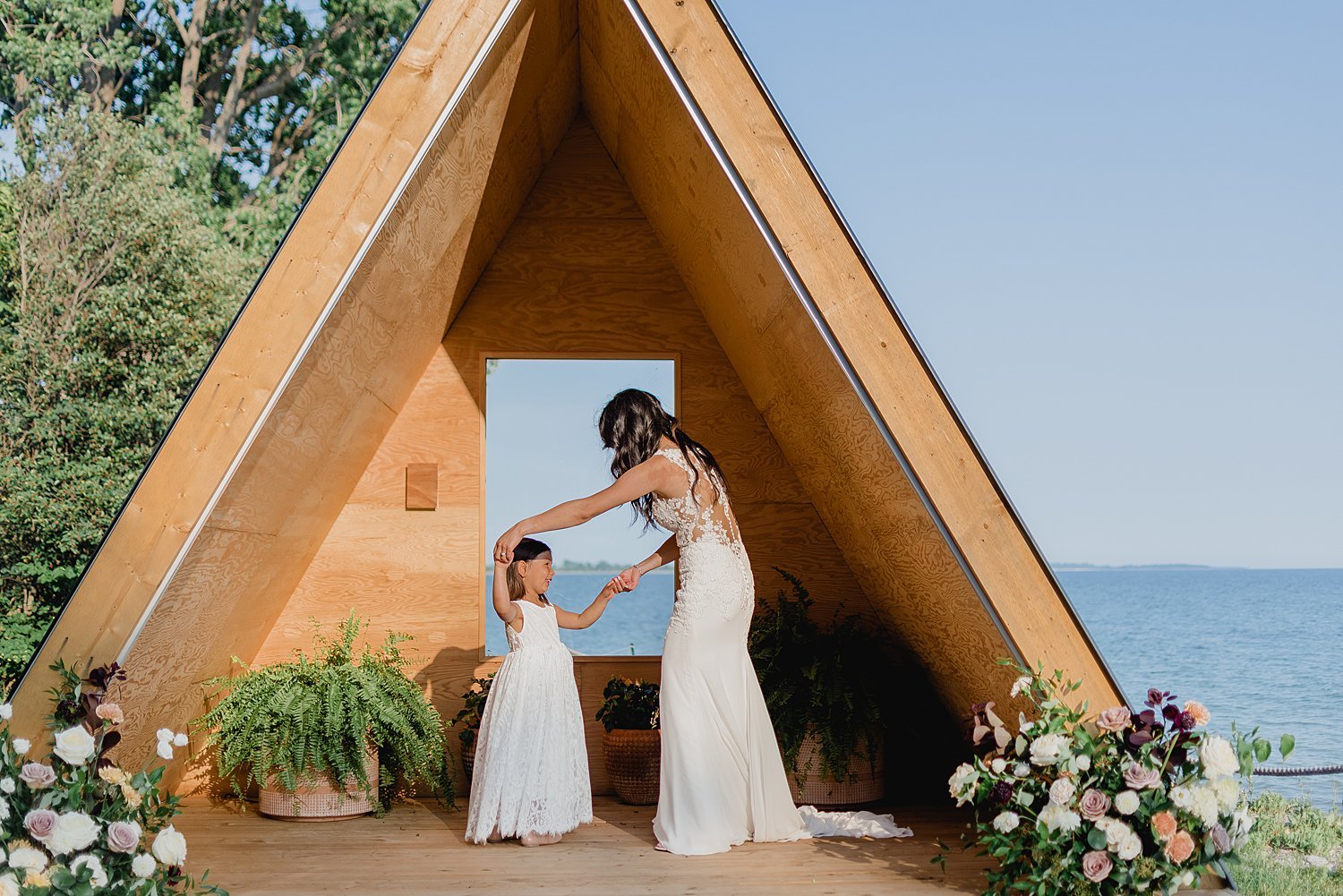 Intimate Micro Wedding at the Drake Devonshire in Prince Edward County | Prince Edward County Wedding Photographer | Holly McMurter Photographs_0095.jpg