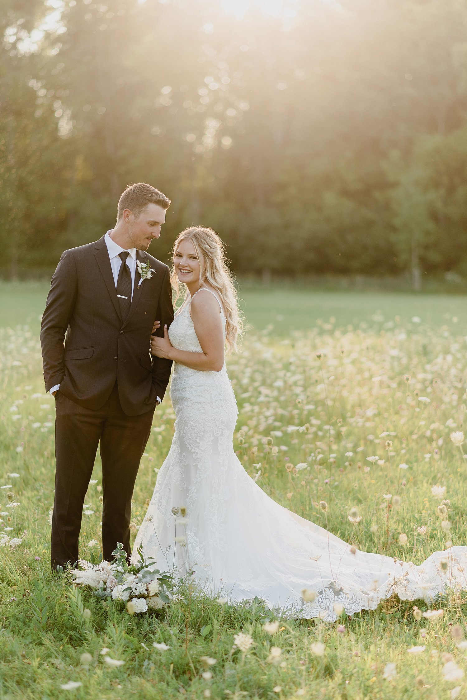 A Summer Wedding in Prince Edward County | Prince Edward County Wedding Photographer | Holly McMurter Photographs_0093.jpg