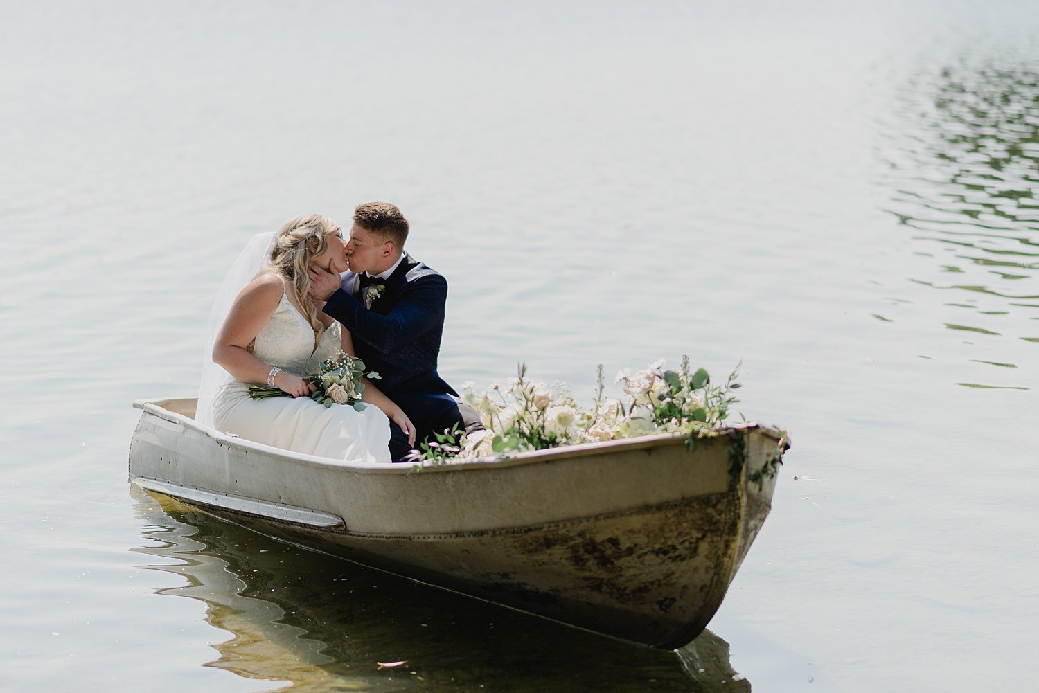Summer Wedding at Lake on the Mountain | Prince Edward County Wedding Photographer | Holly McMurter Photographs_0071.jpg