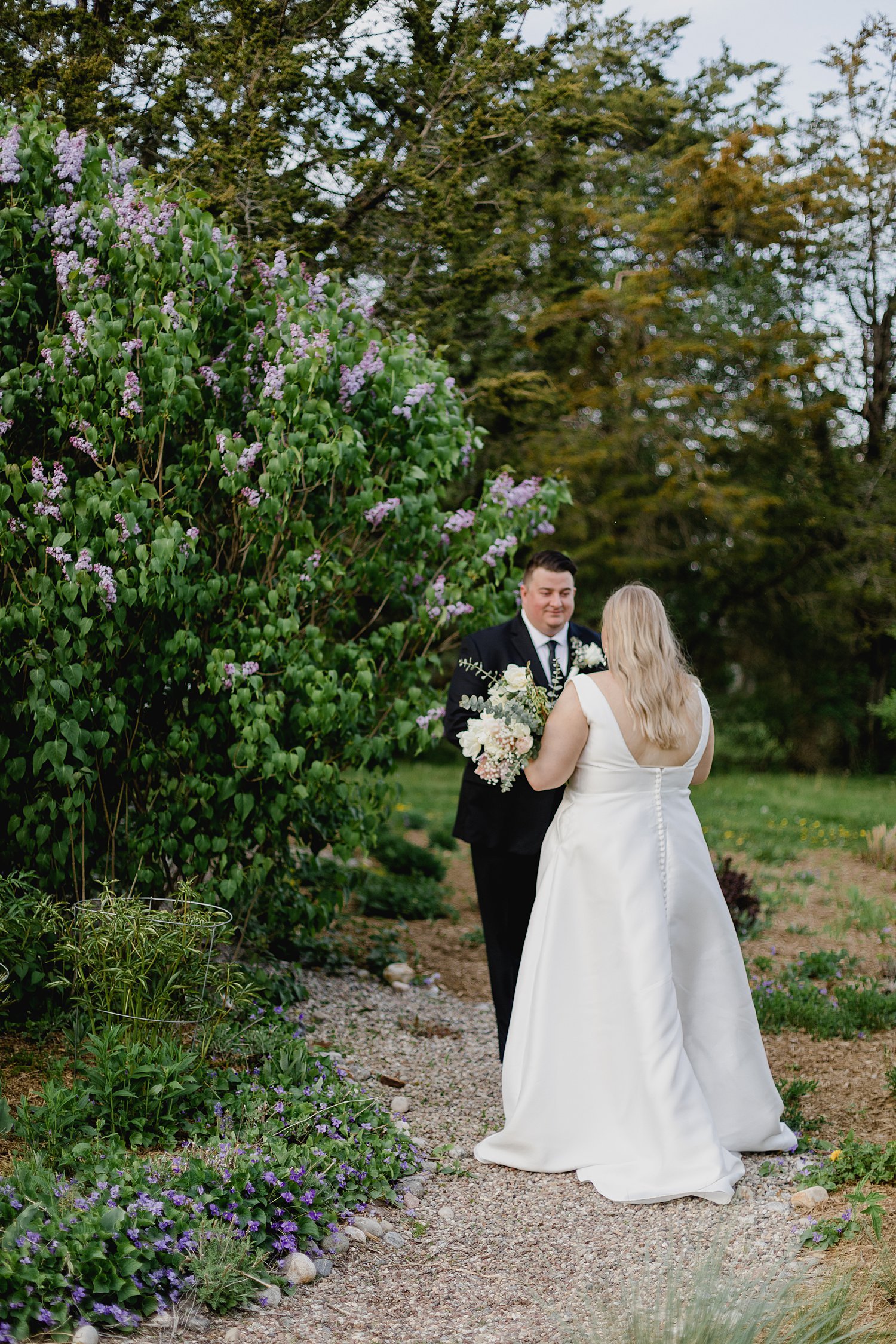 Intimate PEC Micro Wedding | Prince Edward County Wedding Photographer | Holly McMurter Photographs_0049.jpg